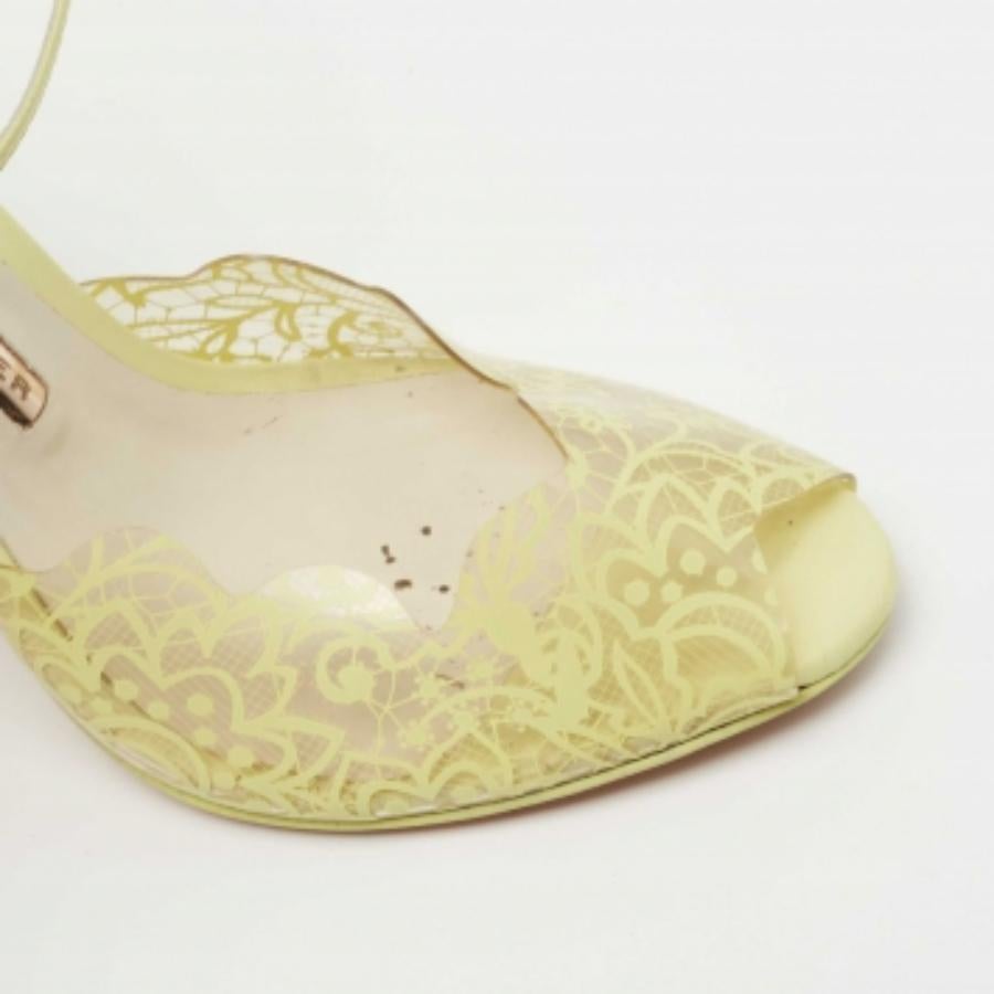 Sophia Webster Leder und Spitze Print PVC Peep Toe Knöchelriemen Sandalen Größe 37 im Zustand „Gut“ im Angebot in Dubai, Al Qouz 2