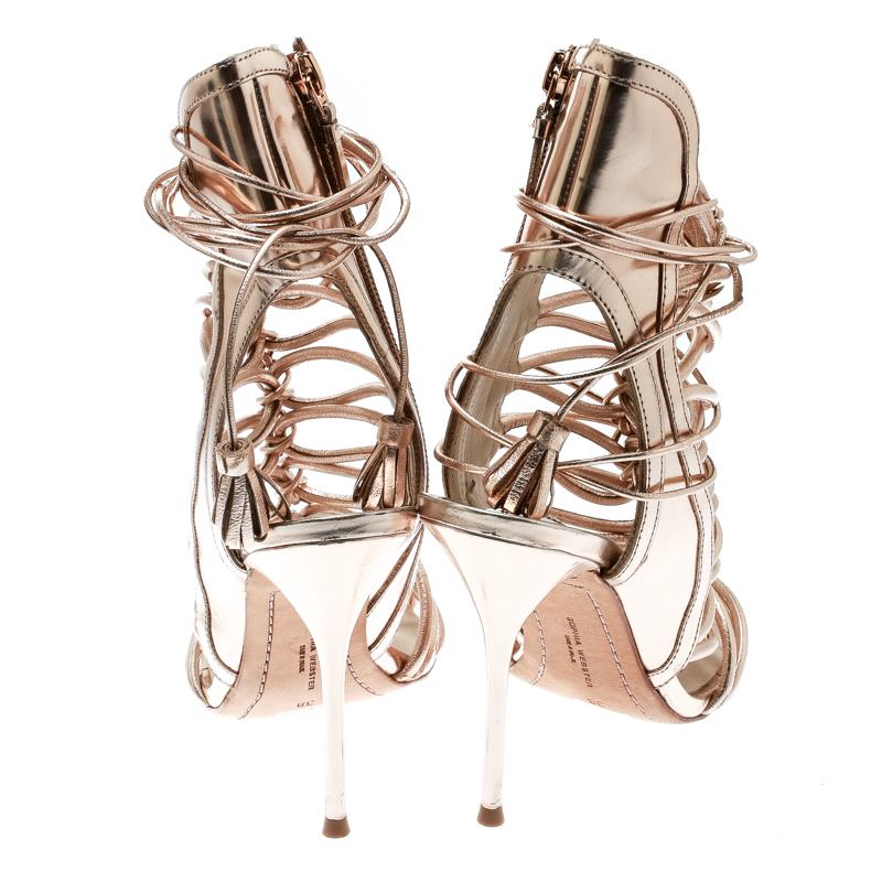 Sophia Webster Metallic Rose Gold Leather Lacey Tie Up Sandals Size 38 In Good Condition For Sale In Dubai, Al Qouz 2
