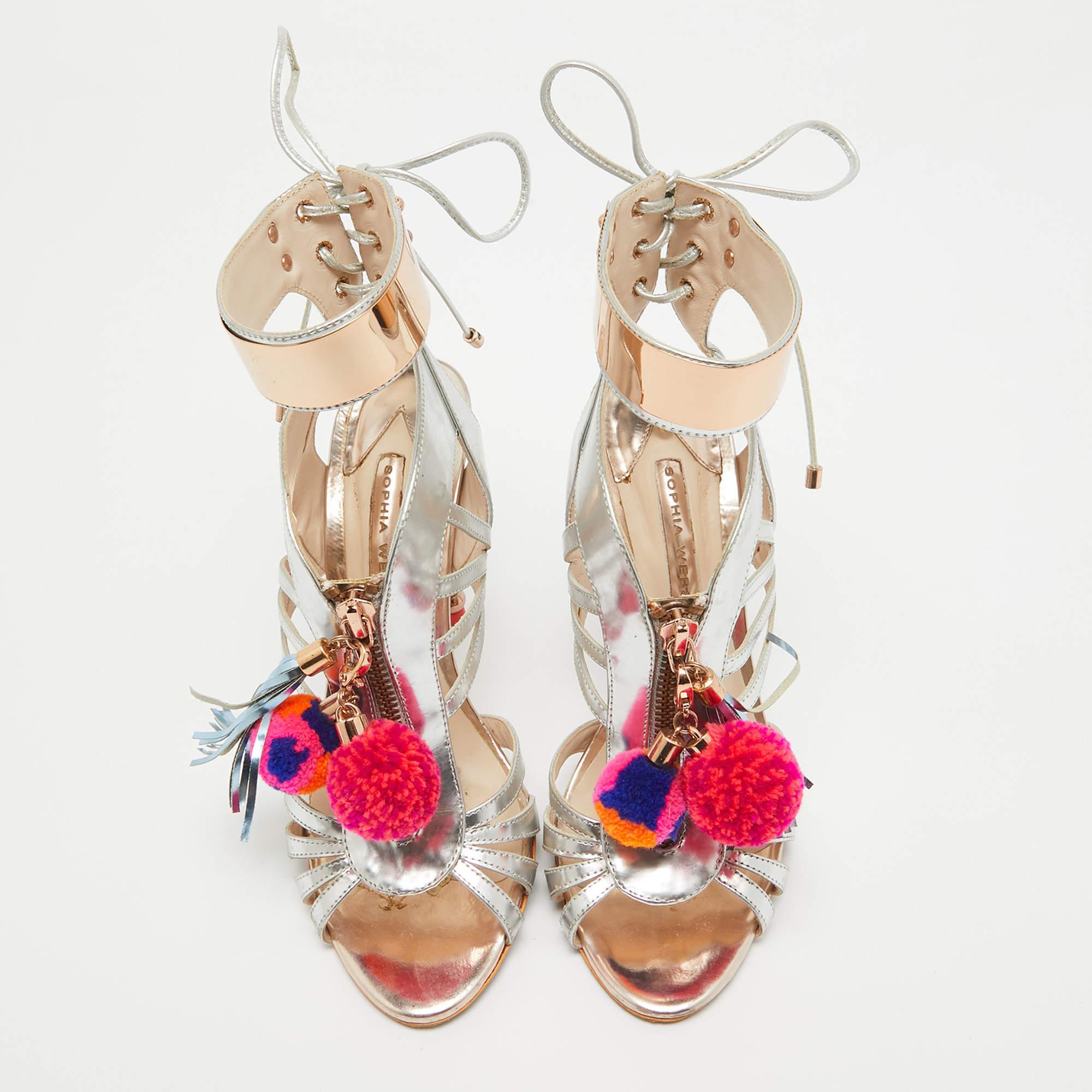 Sophia Webster Sandalias con adorno de pompones Yasmina de piel espejada talla 37 Beige en venta