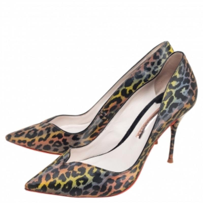 Stun the crowd whenever you step out in this pair of pumps by Sophia Webster. The exterior has been crafted from holographic PVC and designed with leopard prints. They feature pointed toes and leather-lined insides. The pumps are so chic, even the