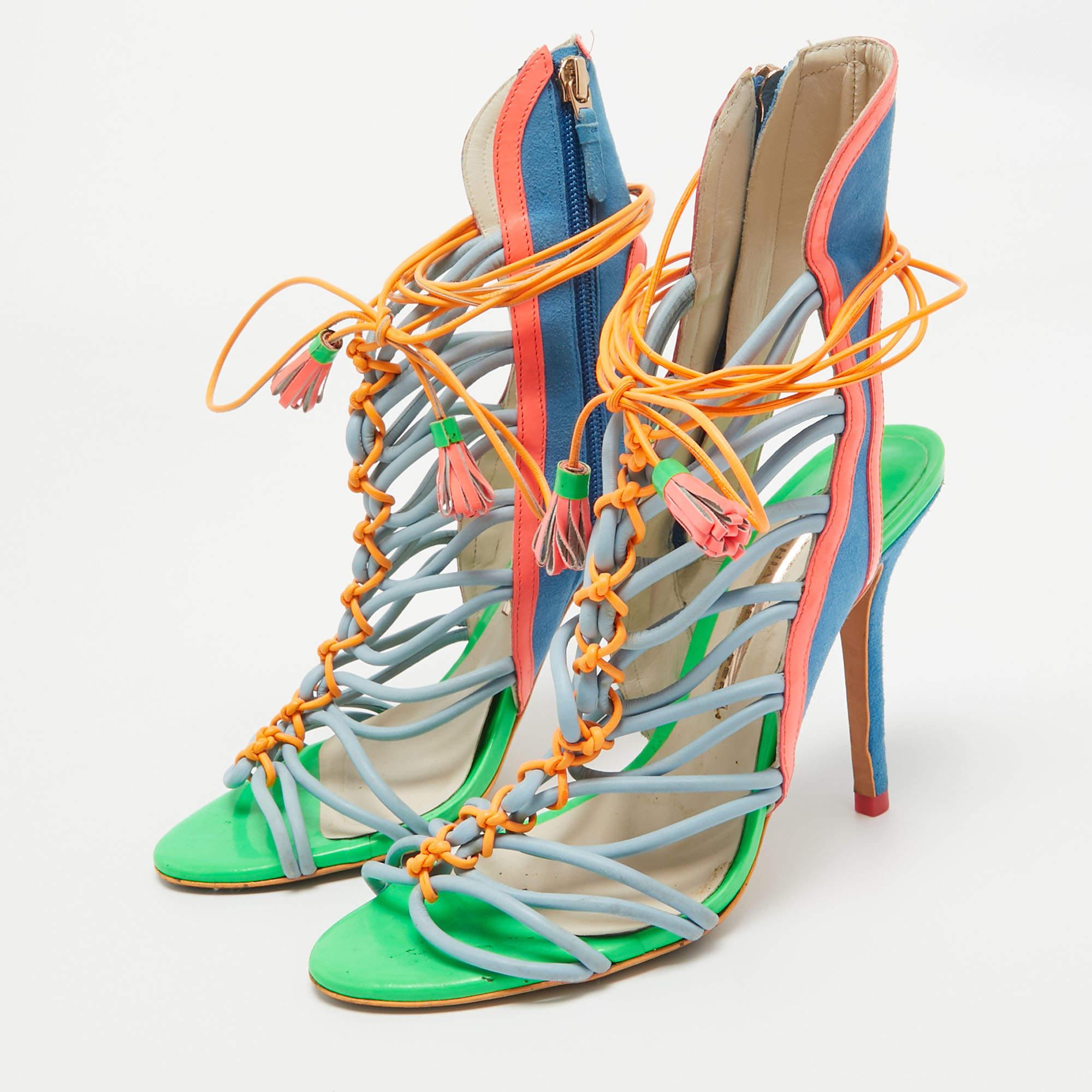 These sandals will frame your feet in an elegant manner. Crafted from quality materials they flaunt a classy display comfortable insoles and durable heels.