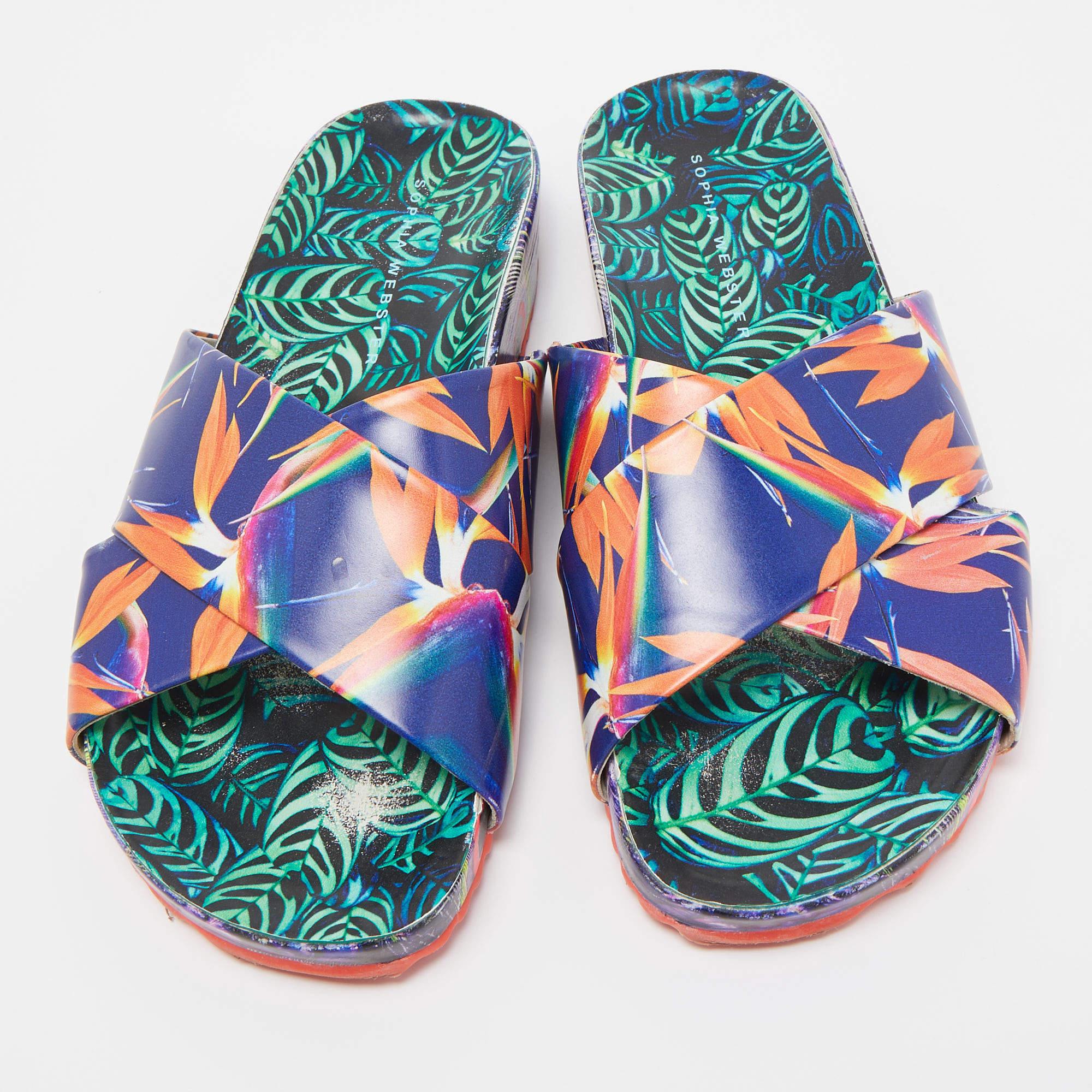 Gray Sophia Webster Multicolor Printed Leather Slides Size 40.5 For Sale