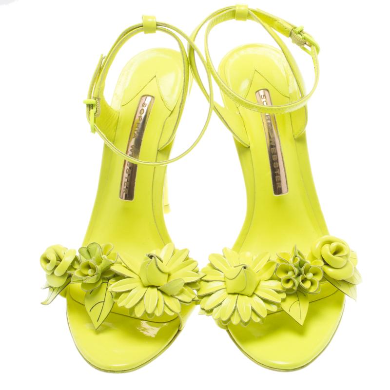 Sophia Webster has been a favourite worldwide for her unique, creative and modern designs. She continues to charm us with these stunning Lilico sandals. These neon green sandals are crafted from patent leather and feature an open toe silhouette.