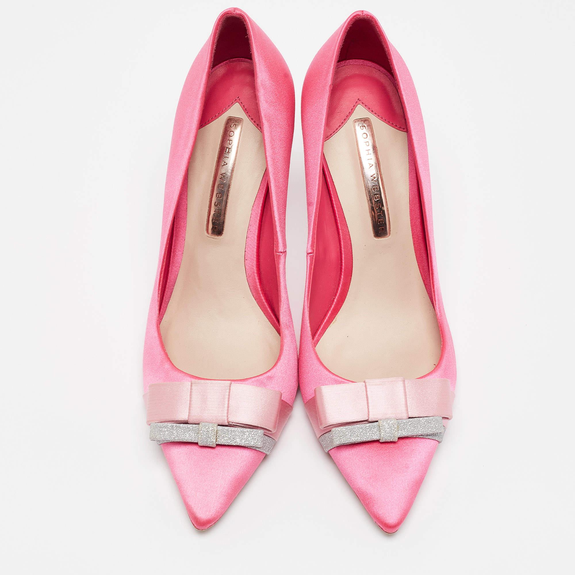 Sophia Webster Pink Satin Bow Pumps Size 38.5 In Good Condition In Dubai, Al Qouz 2