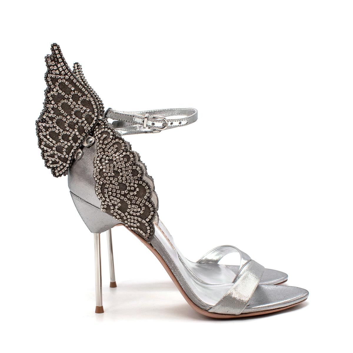 Sophia Webster Silver Evangeline Butterfly 100 Sandals

-These silver Sophia Webster Evangeline leather butterfly sandals will have you seventh heaven.
-These shoes have been fabricated from metallic silver leather and feature an open round toe, an