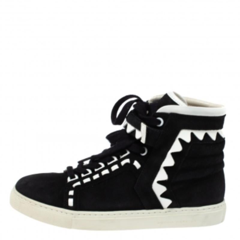 Sophia Webster Suede and Patent Leather Riko High Top Sneakers Size 38.5 In Good Condition For Sale In Dubai, Al Qouz 2