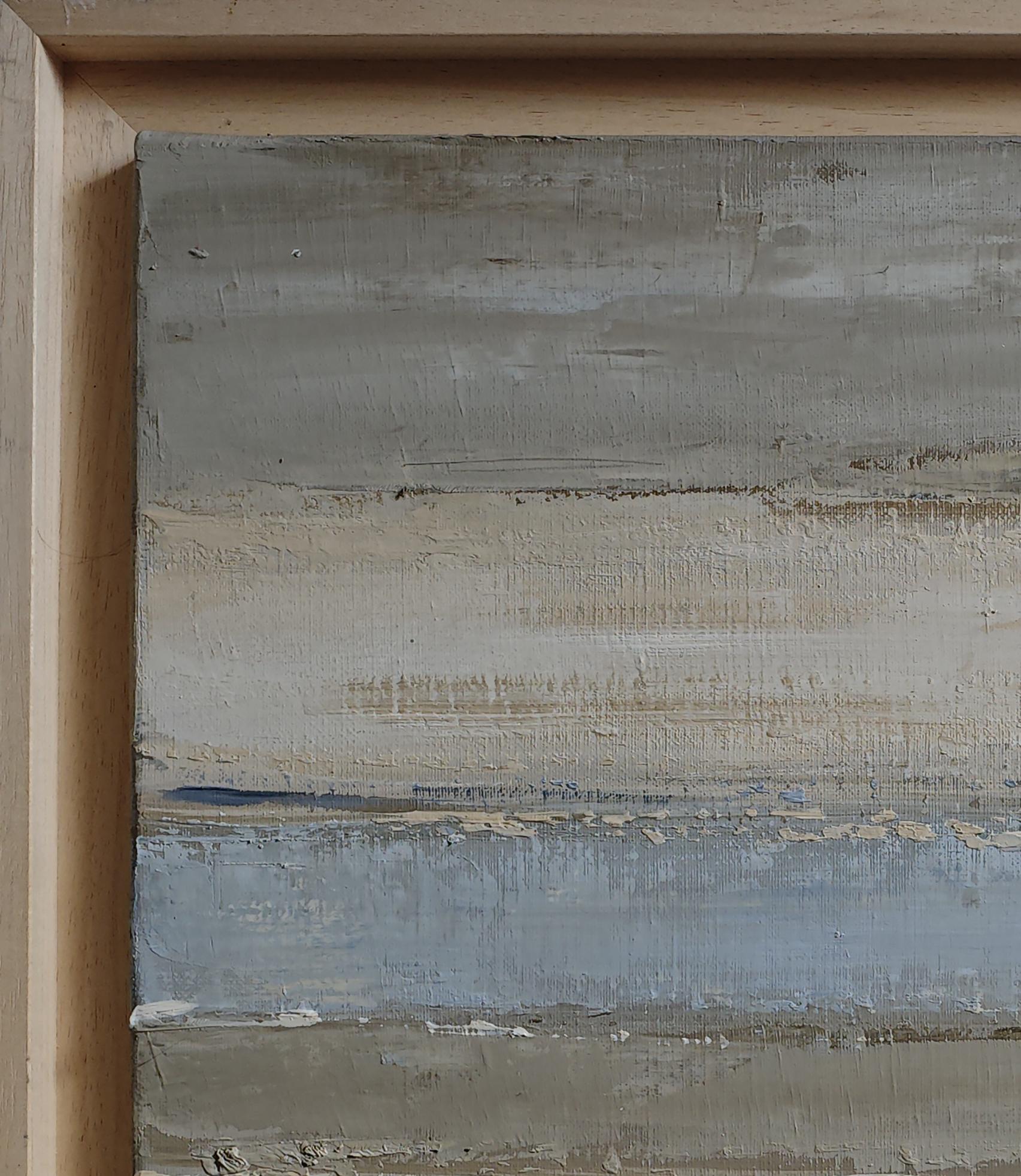 Gerahmte Abmessungen: 47 x 47 cm (18,5 x 18,5 Zoll)
Leinwandgröße: 40 x 40 cm (15,7 x 15,7 Zoll)
Gerahmt in schwarzer oder natürlicher Holzleiste (nach Wahl) - Signiert - Aufhängefertig - Mit Echtheitszertifikat

In Ombres Littorales