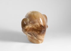 Sophie Lafont, Vase Oreille, vaso scultoreo in alabastro, Francia, 2024