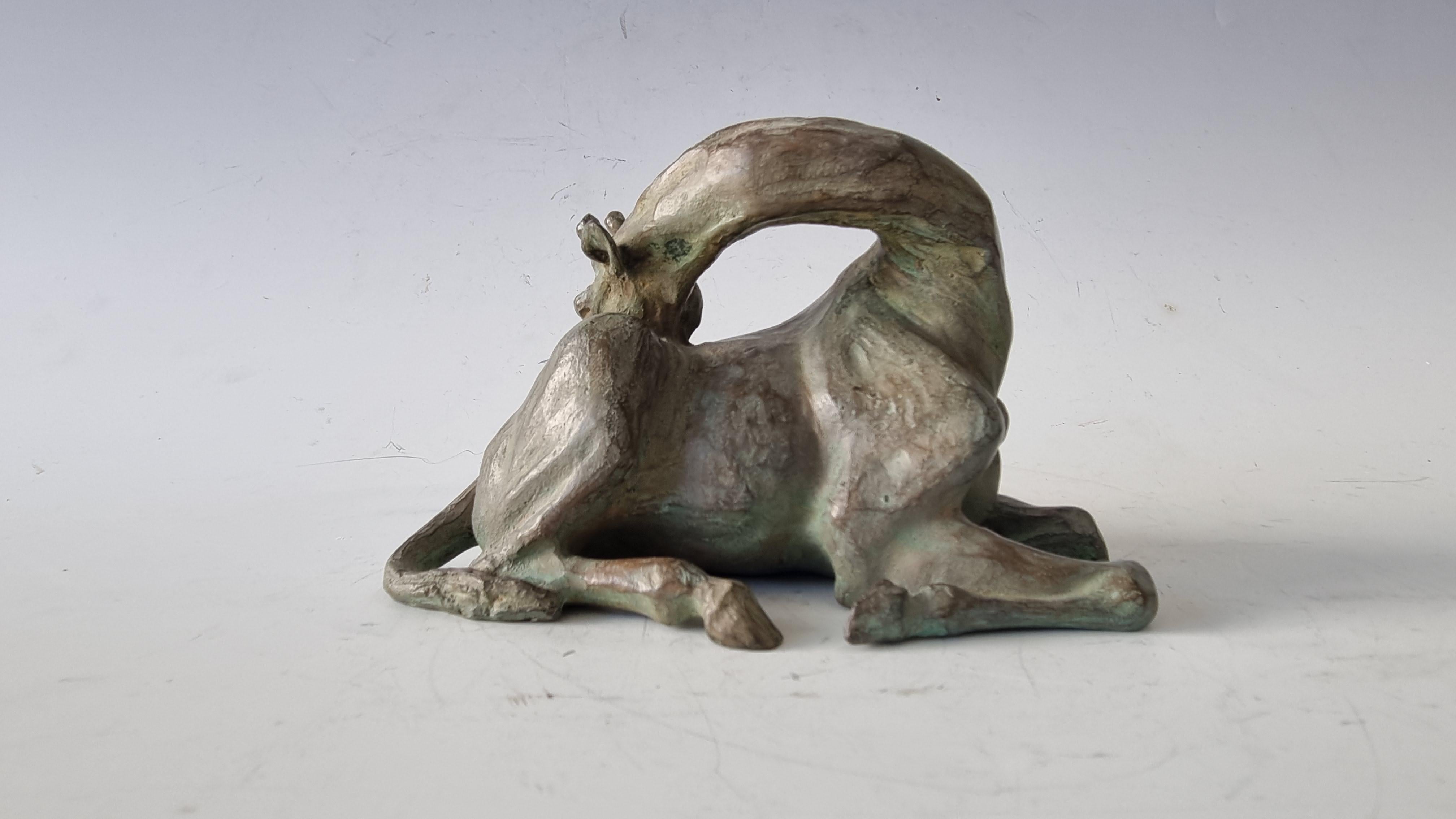SOPHIE MARTIN Figurative Sculpture - Giraffe "Nap" Bronze 3/8 by Sophie Martin