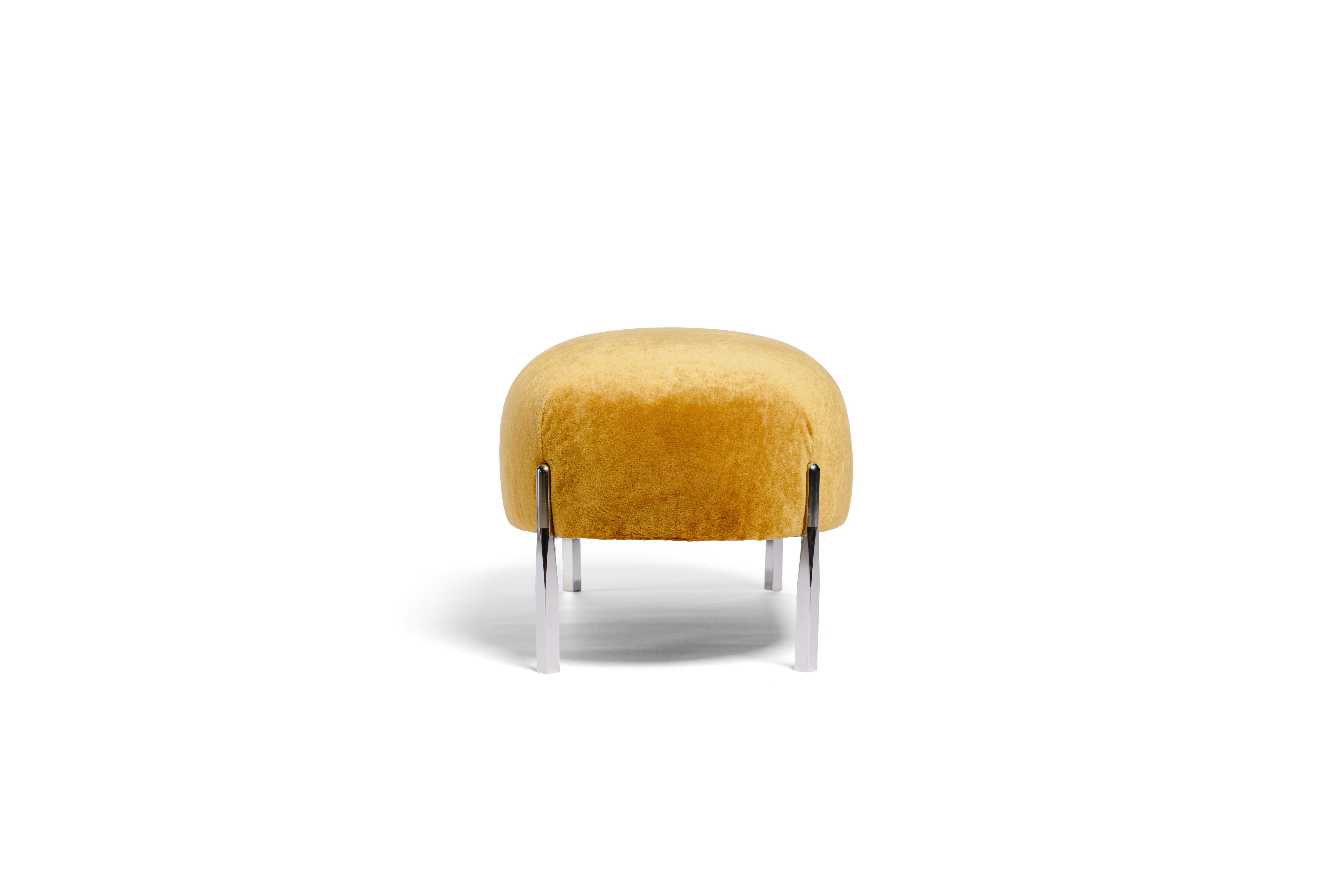 Sophisticate Bench - chrome steel tube legs with yellow upholstery In New Condition For Sale In Copenhagen, DK