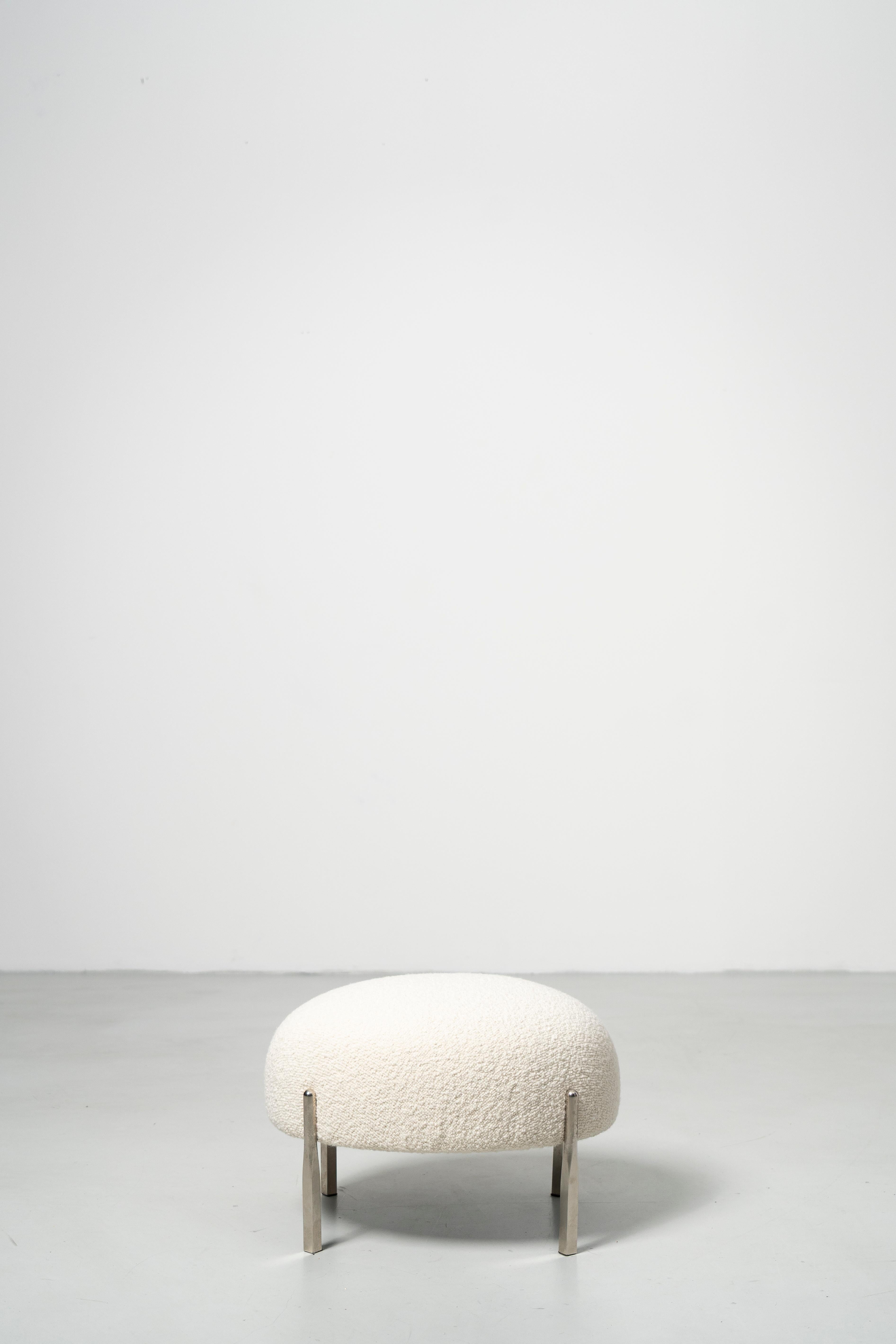 The Sophisticate Stool is a modern reinterpretation of the refined
eighteenth-century seating archetype. Compact and poised, it
balances utility and comfort with sculptural, deliberate lines.
Inspired by royal seating comfort, the Sophisticate