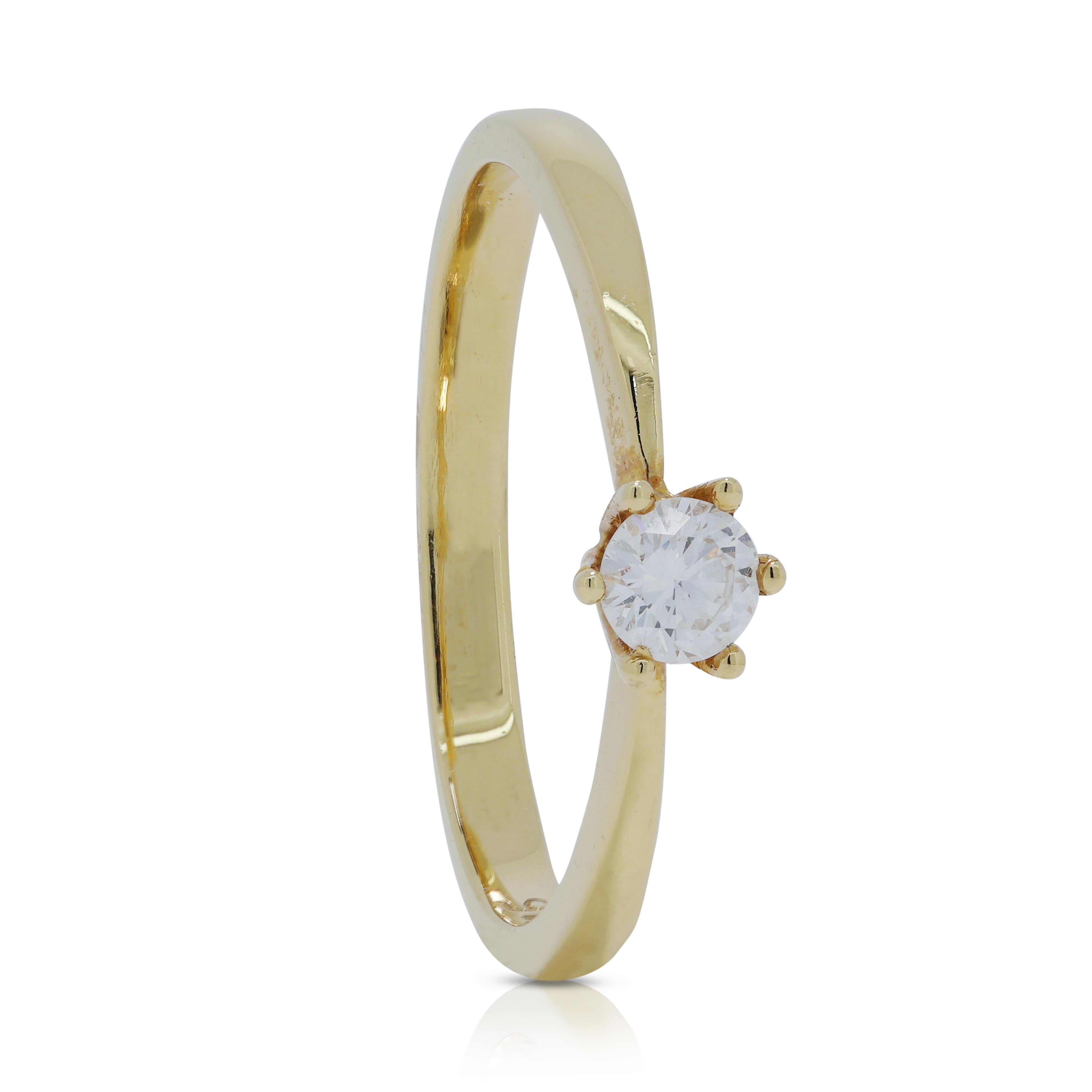 Raffinierter 0,16 Karat natürlicher Diamant Solitär-Ring aus 20 Karat Gelbgold im Zustand „Hervorragend“ im Angebot in רמת גן, IL