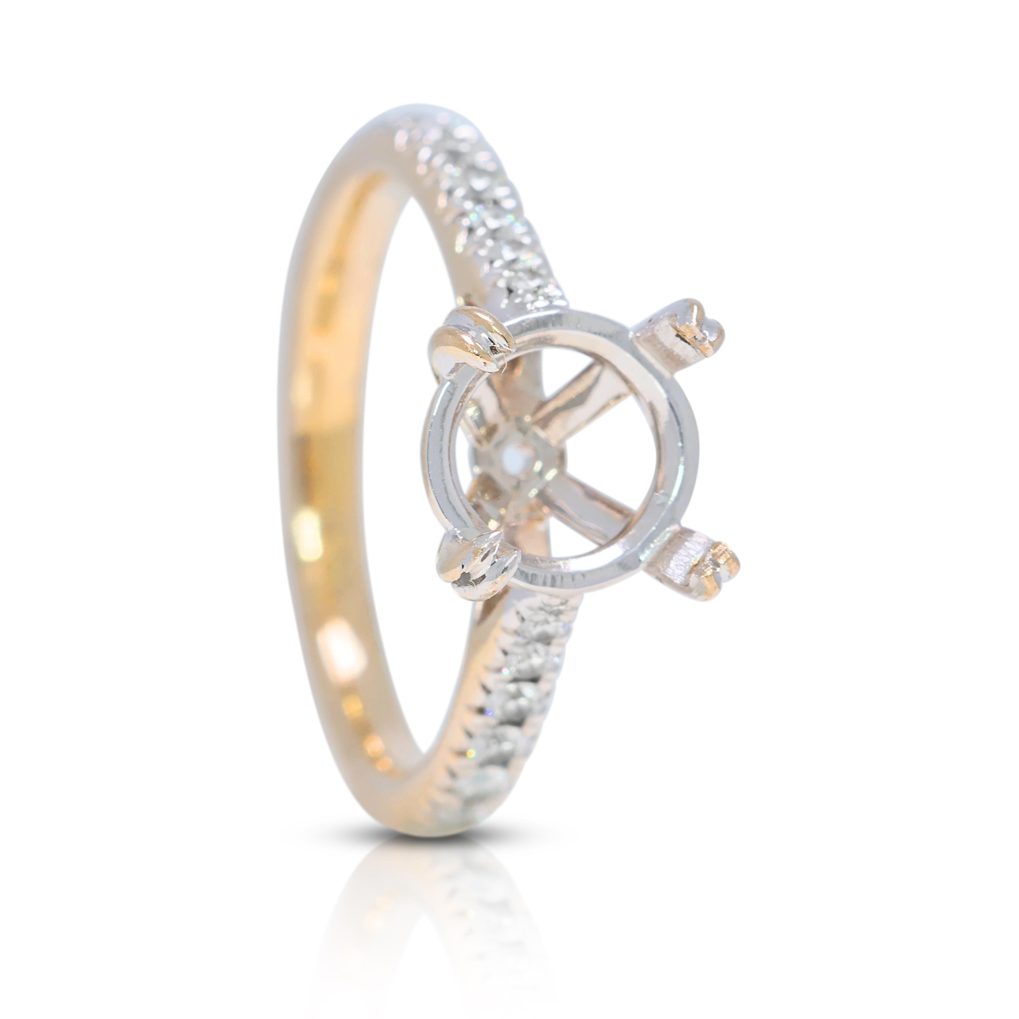 Round Cut Sophisticated 0.41ct Natural Diamond Ring Setting in 18K Two-Toned Gold For Sale