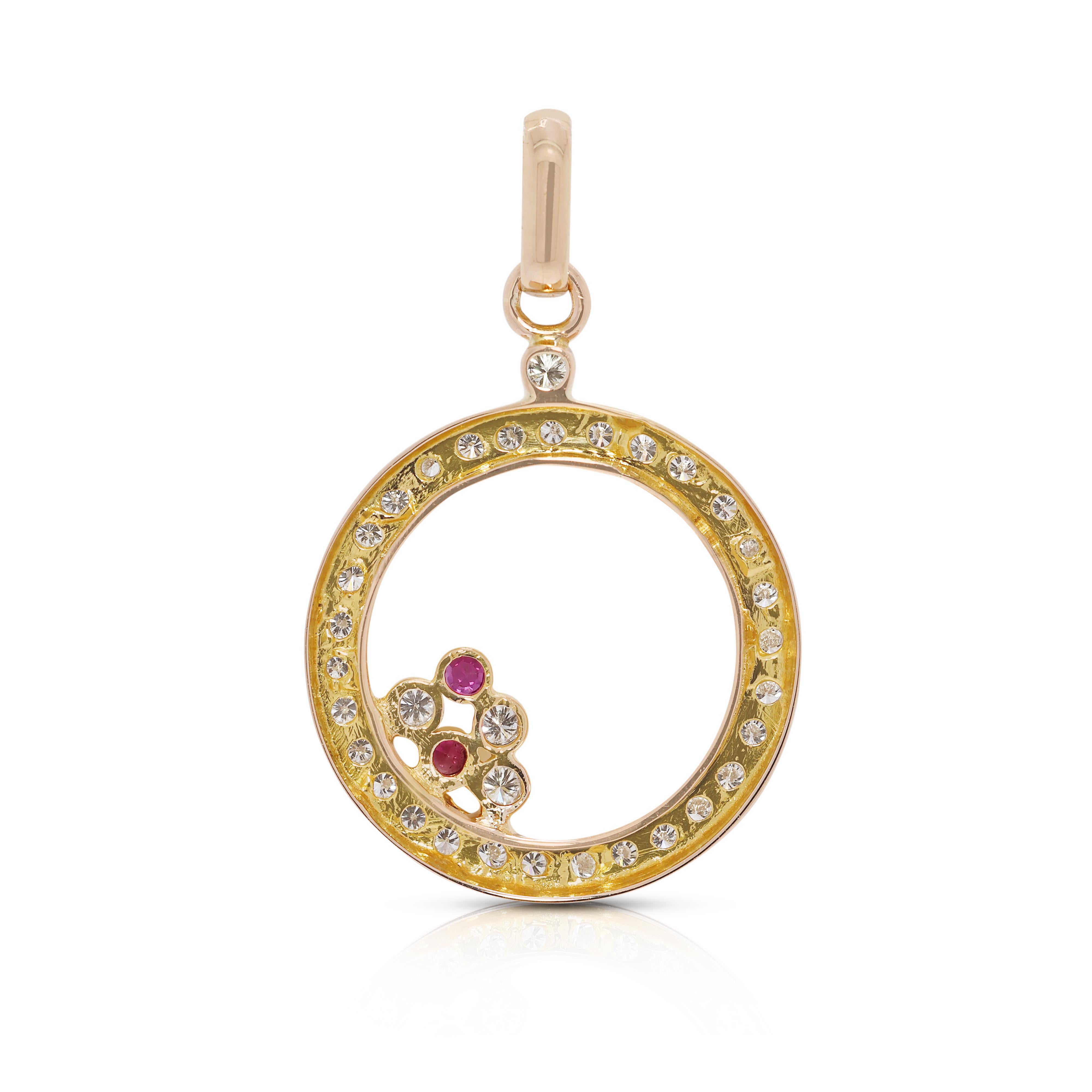 Pendentif sophistiqué en diamant naturel et rubis de 0,46ct  en or jaune 18K en vente 1