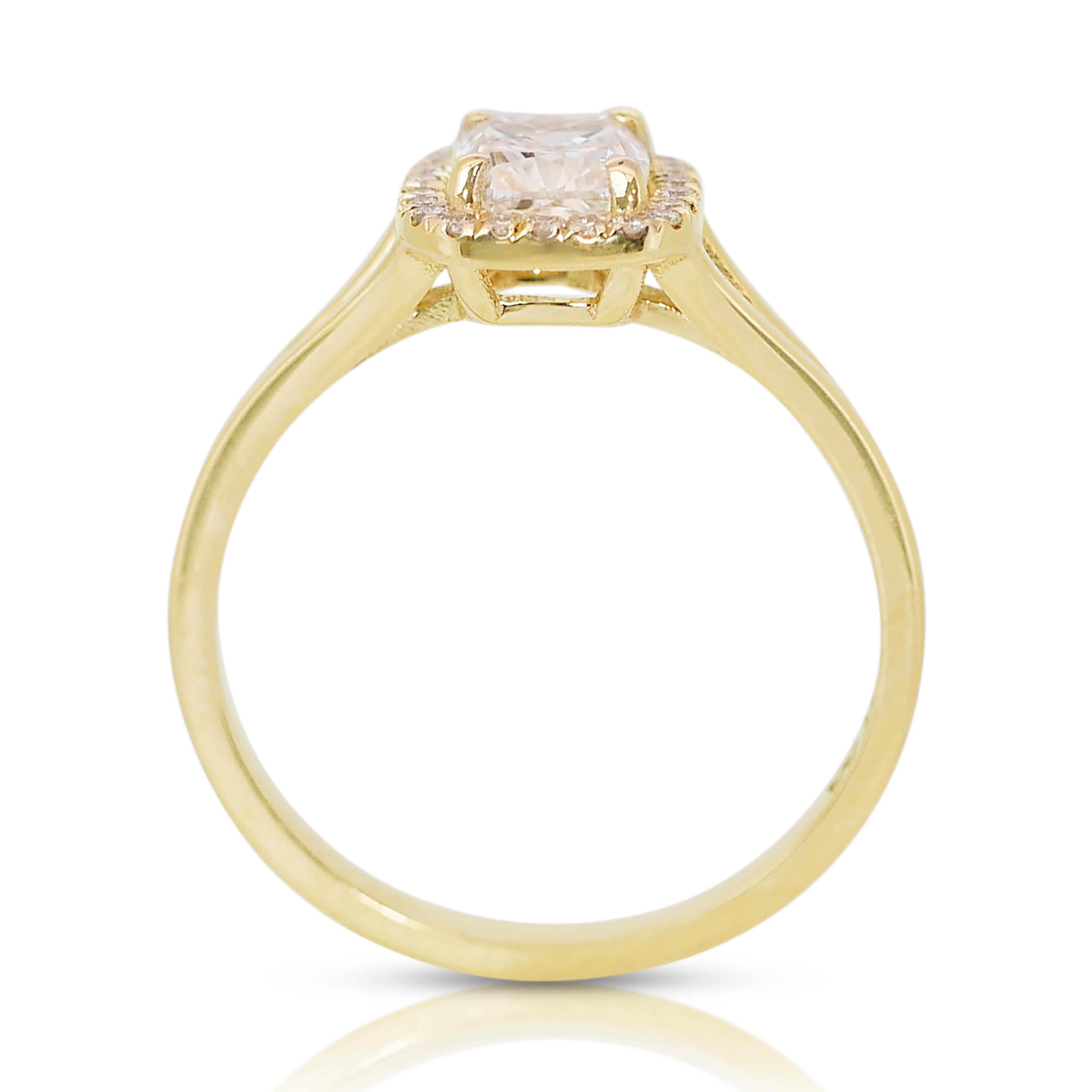 Sofisticato anello aureolato con 1,13 carati di diamanti in oro giallo 18 carati - Certificato GIA in vendita 3