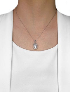 Sophisticated 12.1mm South Sea Pearl & 0.04ct Natural Diamond Pendant