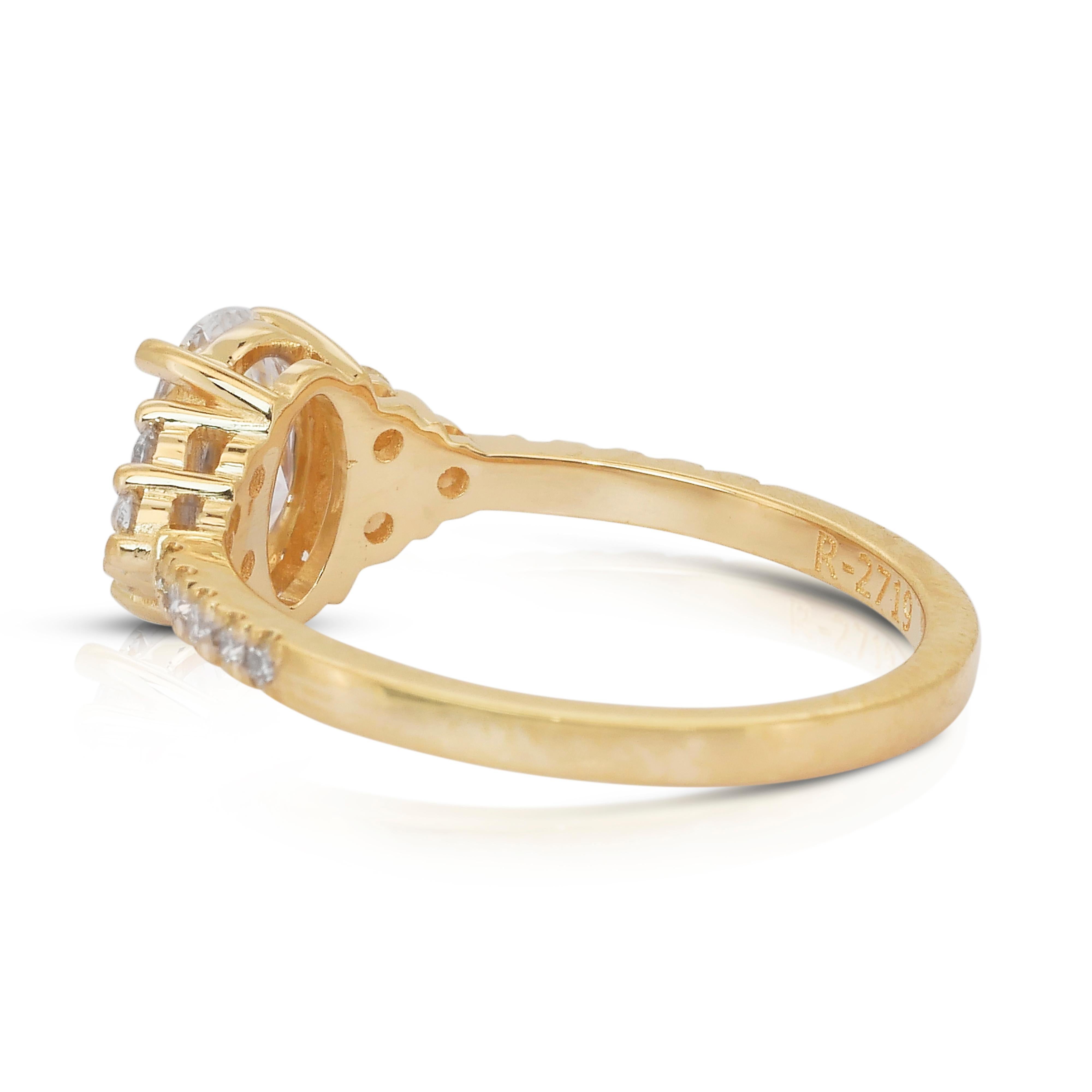 Bague sophistiquée en or jaune 18 carats avec pavé de 1,40 ct de diamants - certifié IGI Pour femmes en vente