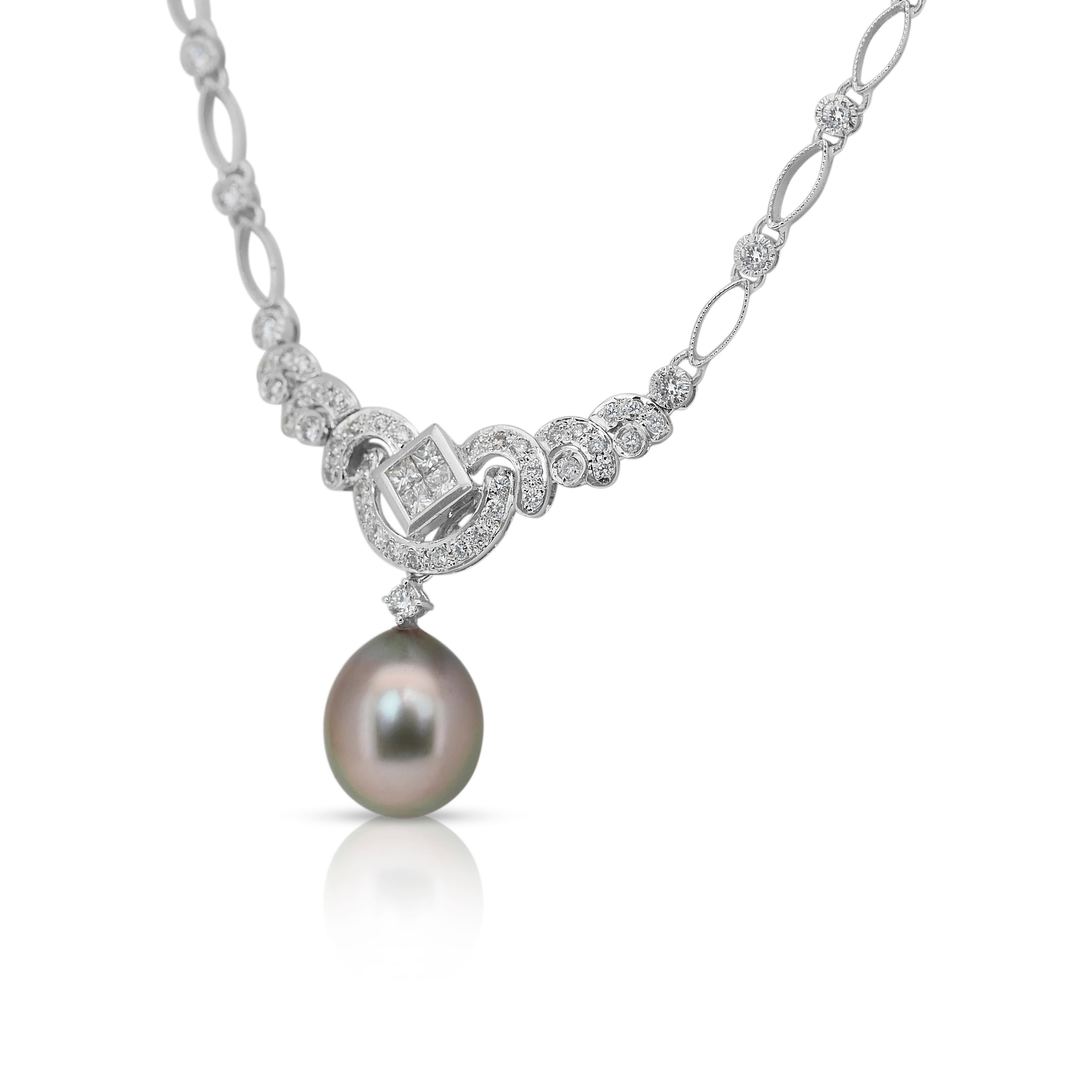 Taglio ovale Sofisticata collana di perle coltivate e diamanti naturali da 1,46 ct. in vendita