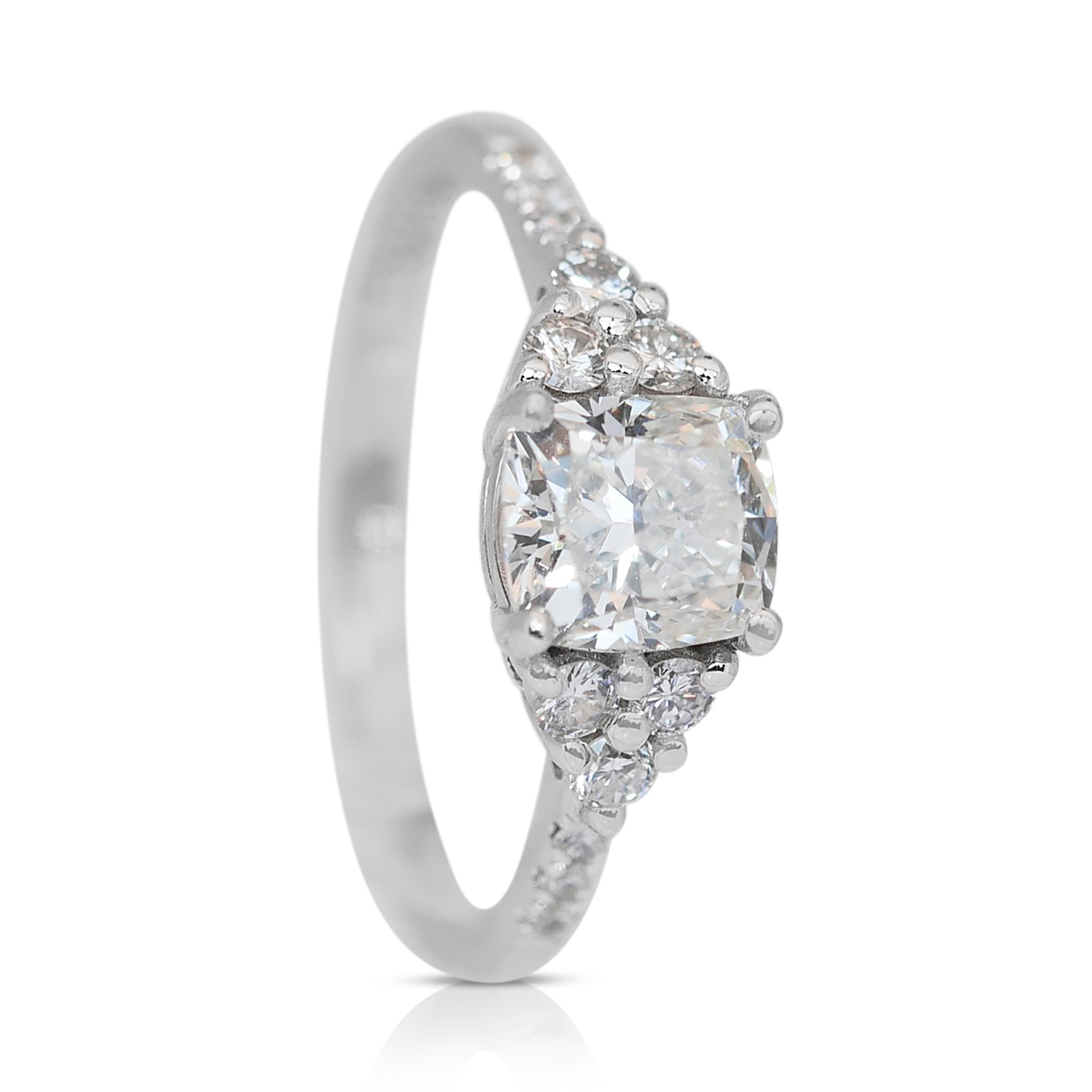 Sophisticated 1.46ct Diamonds Pave Ring in 14k White Gold - IGI Certified For Sale 3