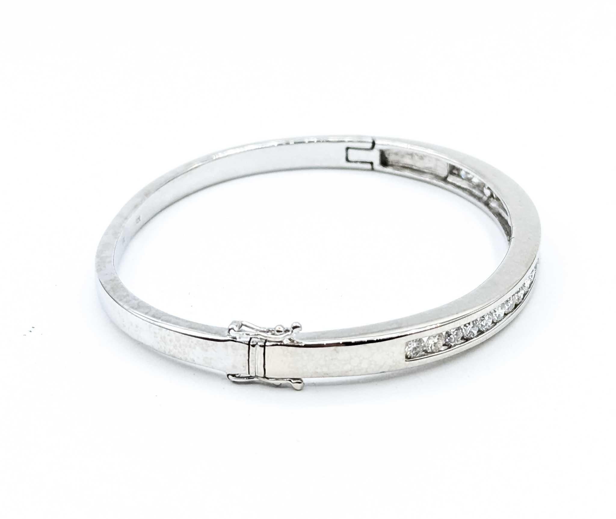 Victorian Sophisticated 14k White Gold Diamond Hinged Bangle For Sale