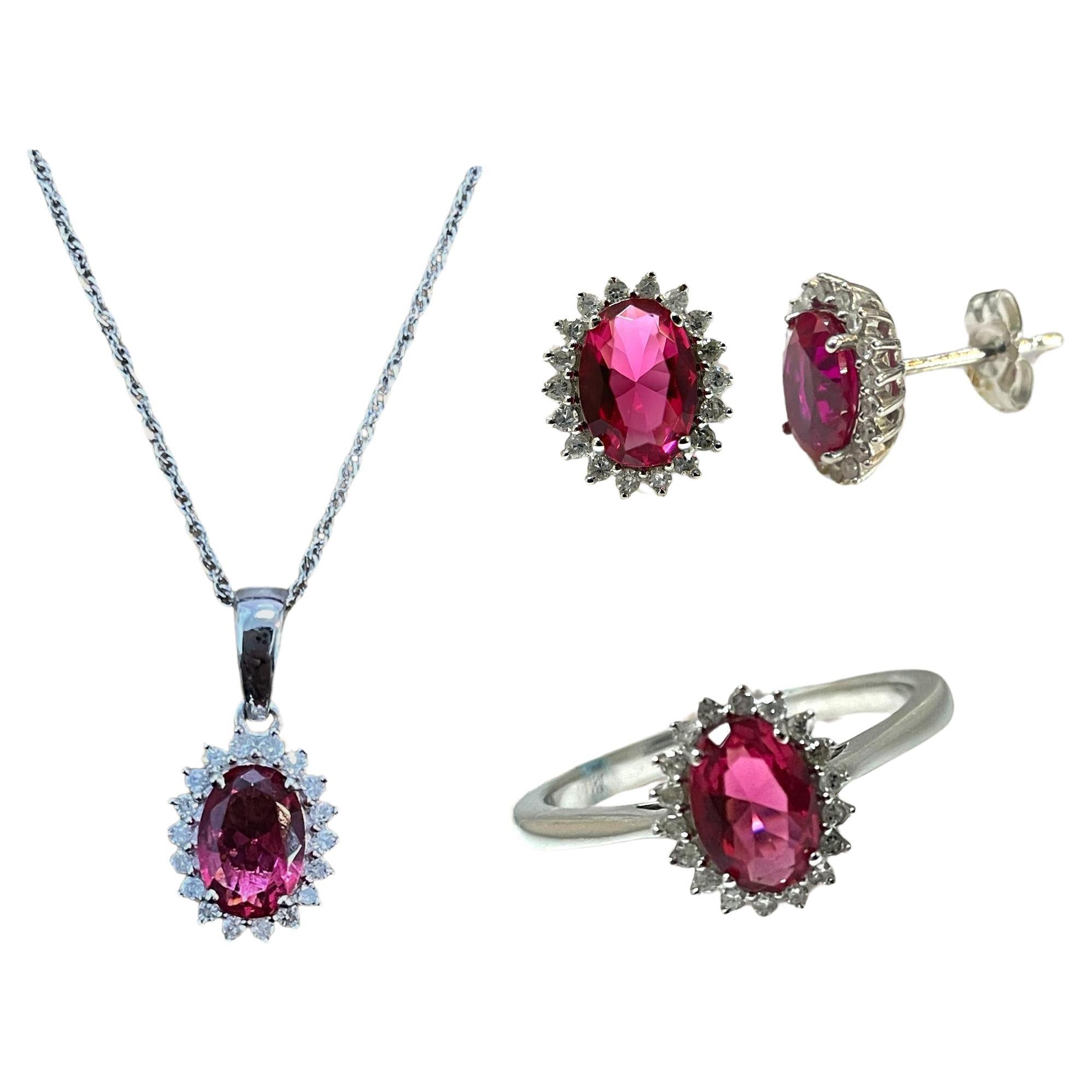 Sophisticated 14K White Gold Red Gemstone Jewelry Collection For Sale
