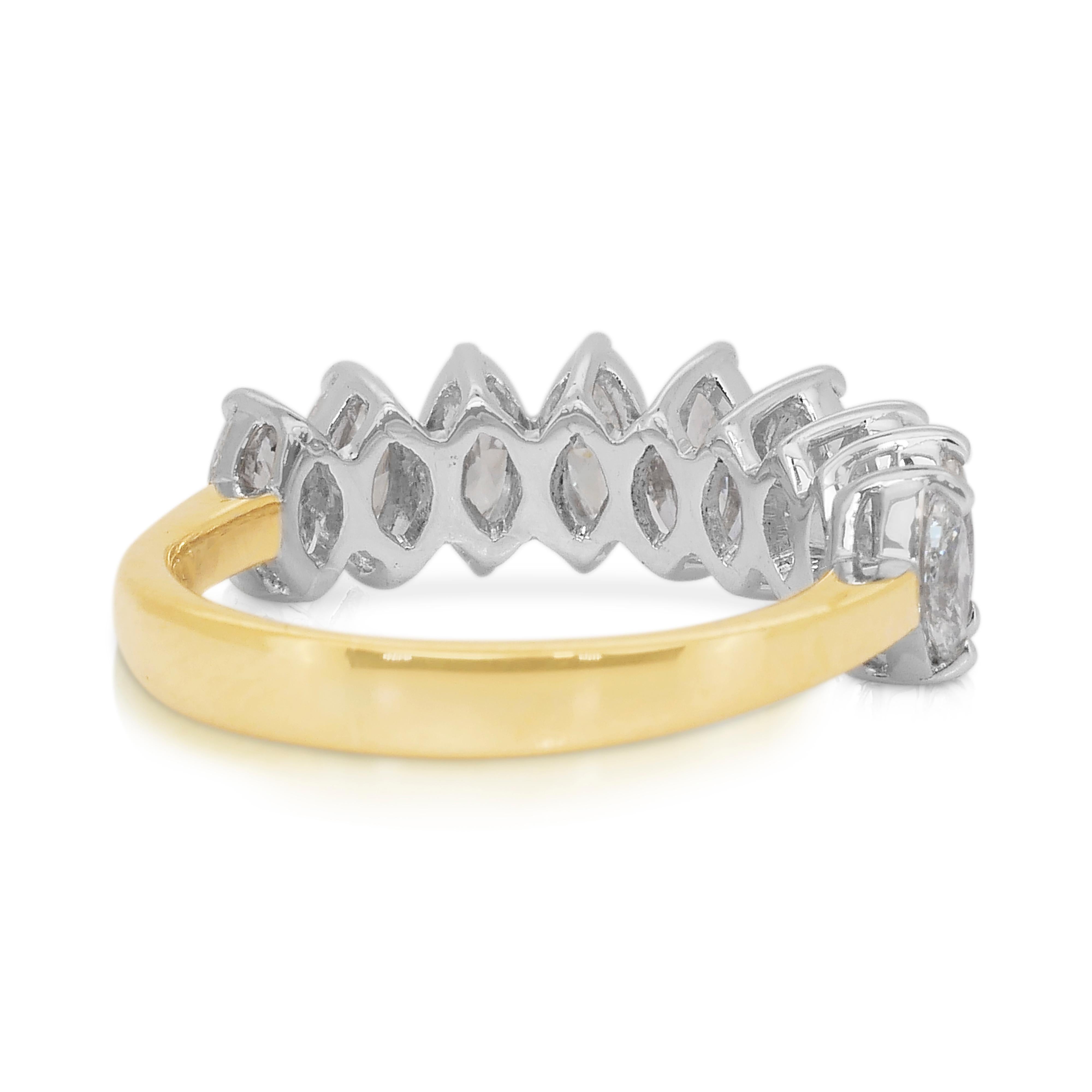 Women's Sophisticated 1.63ct Diamonds Ring in 18k White & Yellow Gold - IGI Certified For Sale