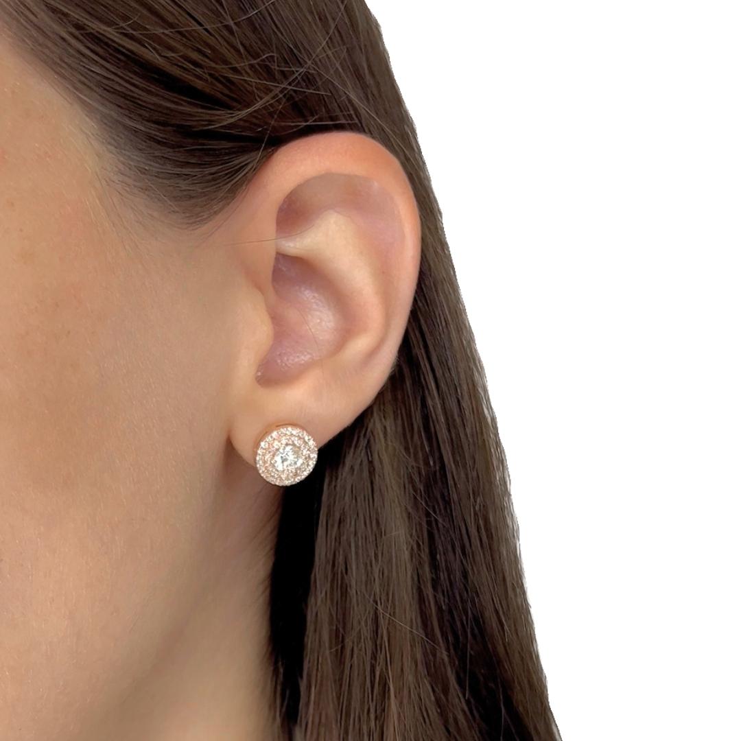 Sophisticated 1.65ct Diamonds Double Halo Stud Earrings in 18k Rose Gold - IGI Certified

Dazzle from every angle with these exquisite double halo stud earrings crafted in radiant 18k rose gold. Showcasing two center round-cut diamonds totaling