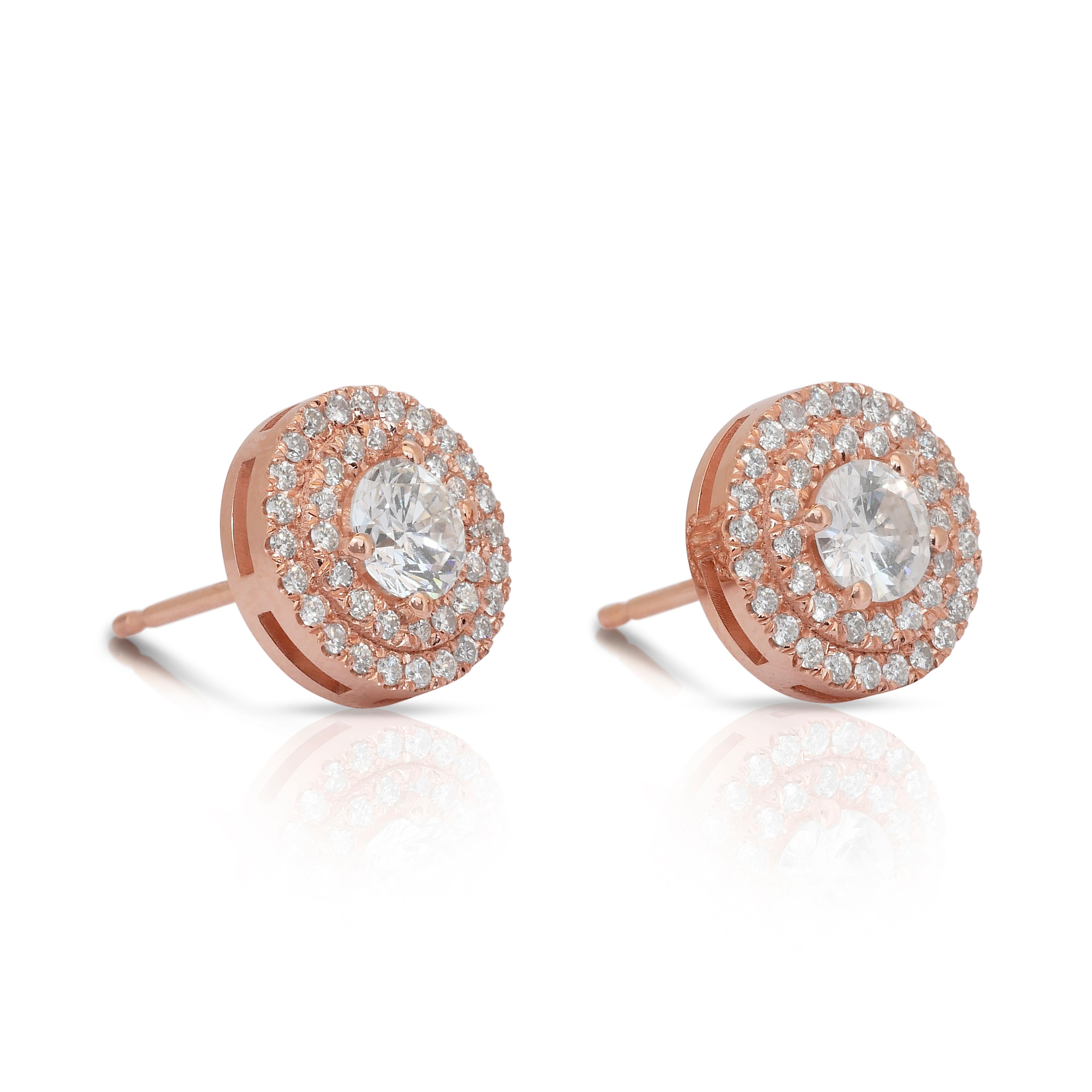 Taglio rotondo Sophisticated 1.65ct Diamonds Double Halo Stud Earrings in 18k Rose Gold in vendita