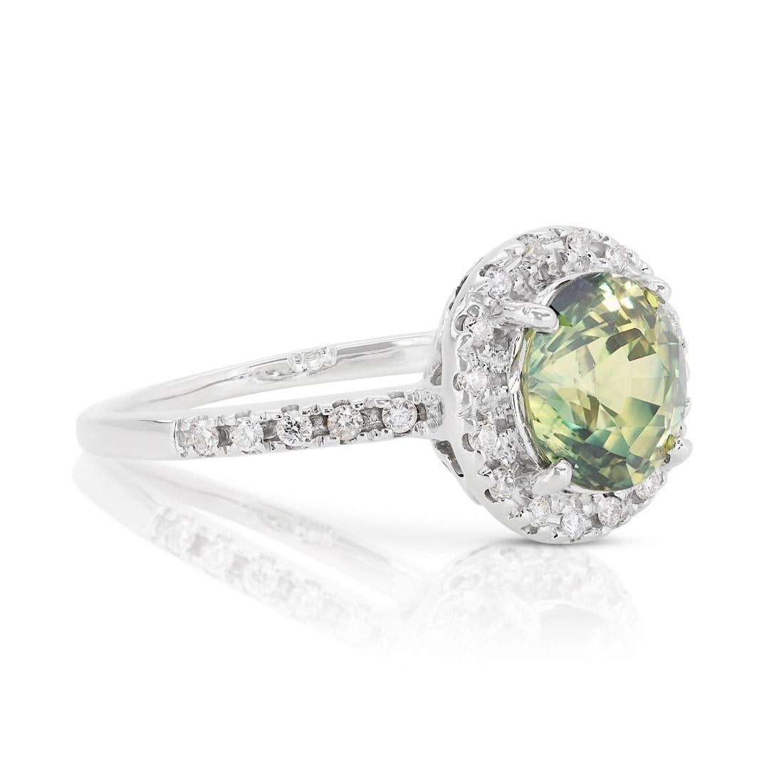 Sophisticated 2.45ct Green Sapphire and Diamond Ring in 18K White Gold For Sale 2