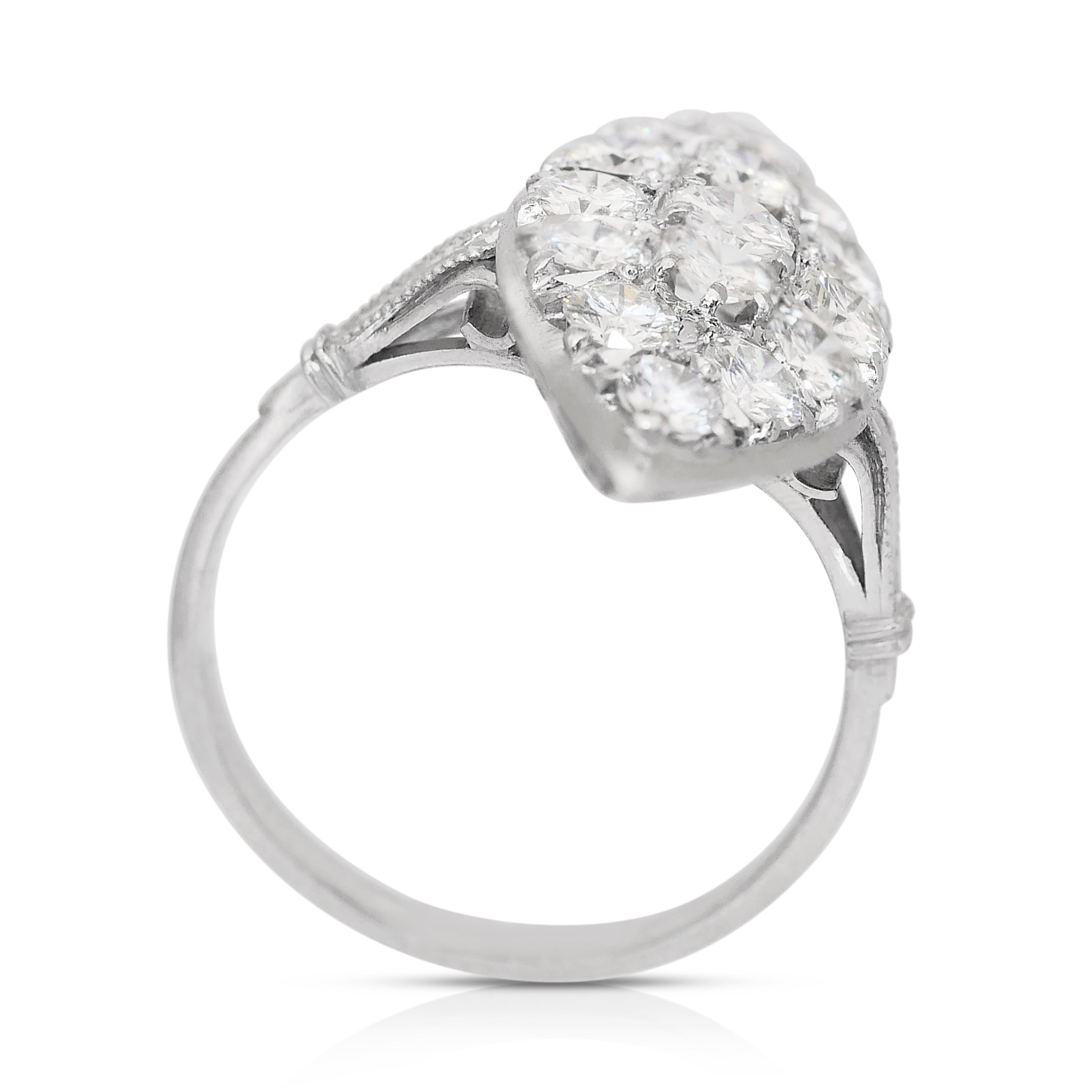 Sophisticated 2.60ct Diamonds Cocktail Ring in Platinum - IGI Certified 4