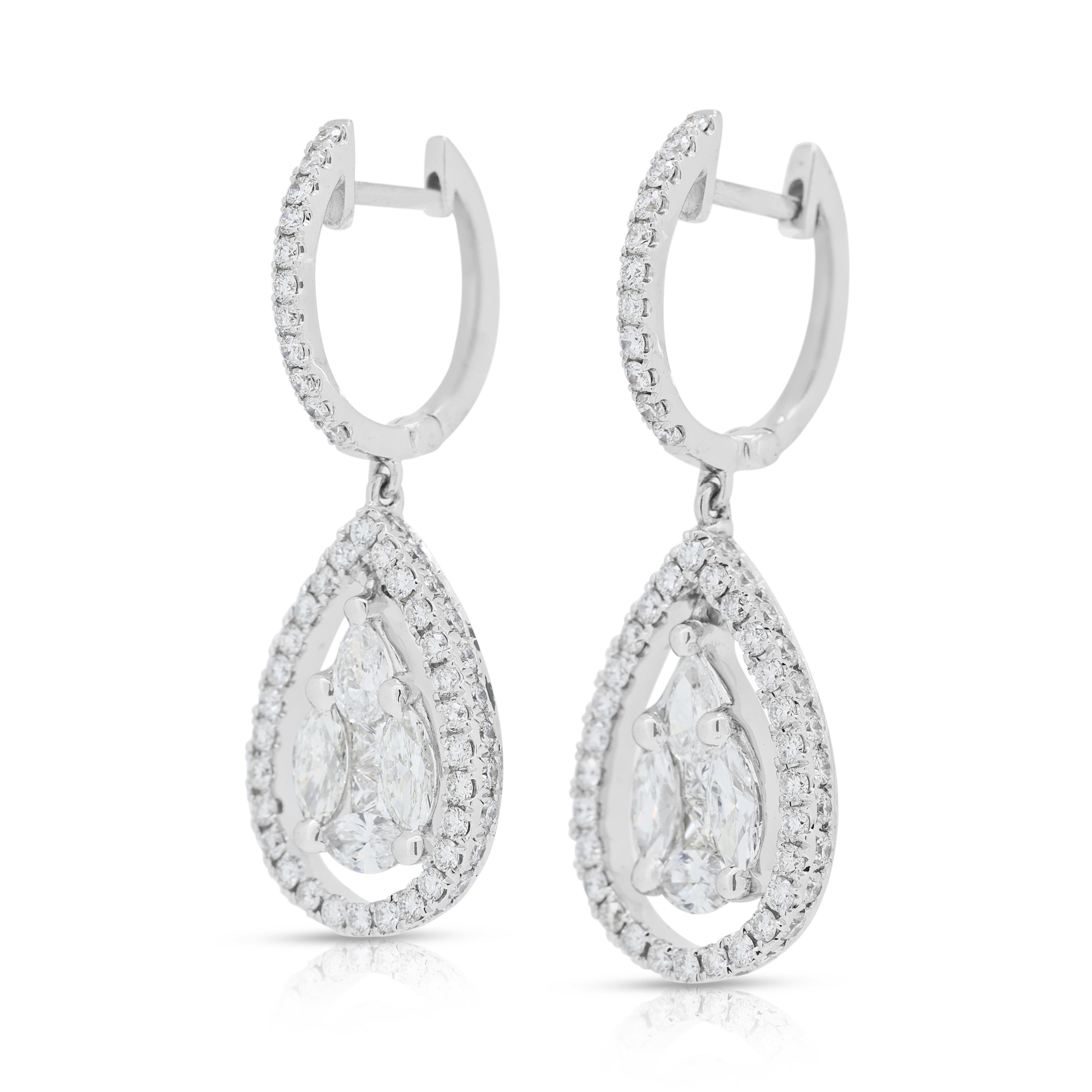 Round Cut Sophisticated 2.64ct Natural Diamonds Earrings in 18K White Gold For Sale