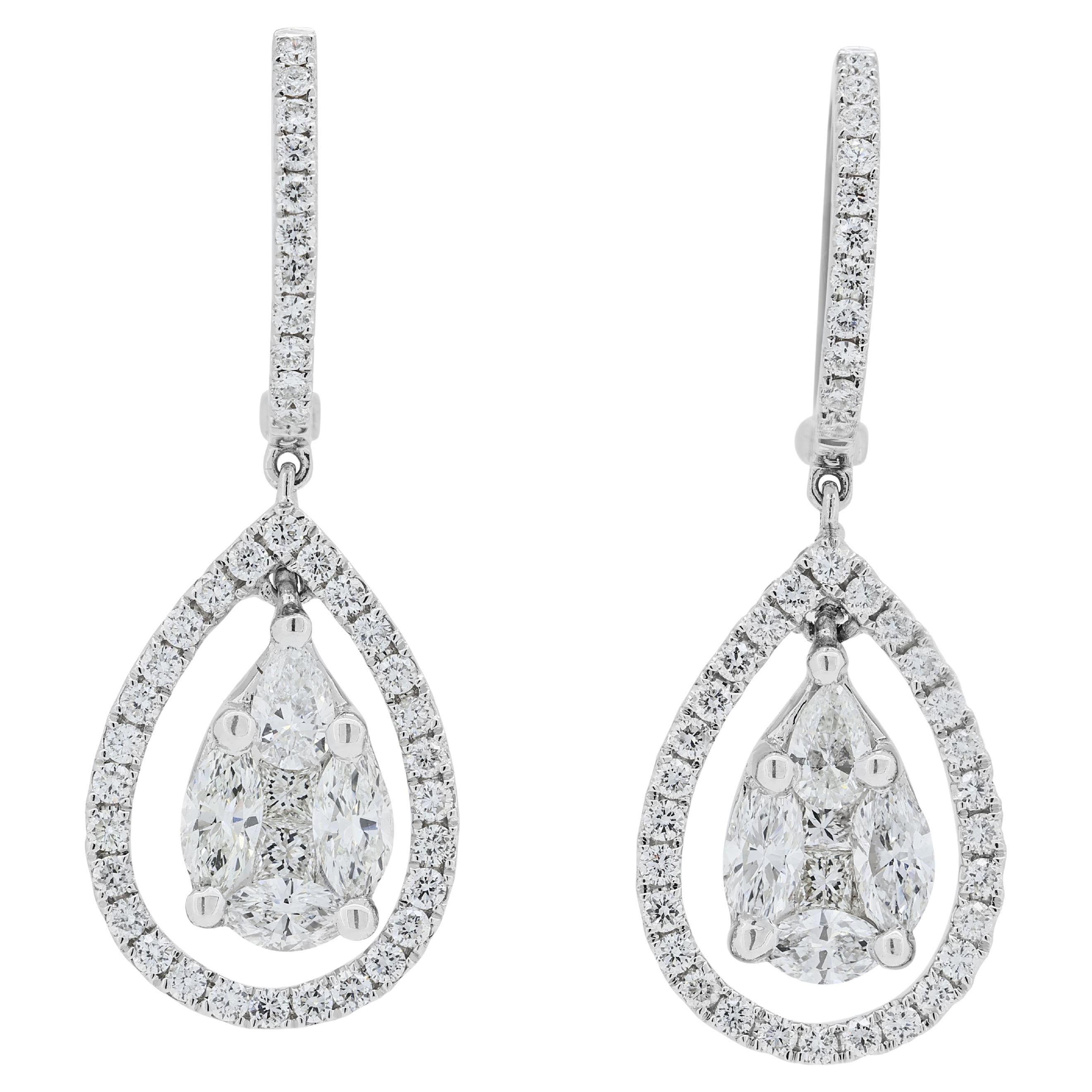 Sophisticated 2.64ct Natural Diamonds Earrings in 18K White Gold For Sale