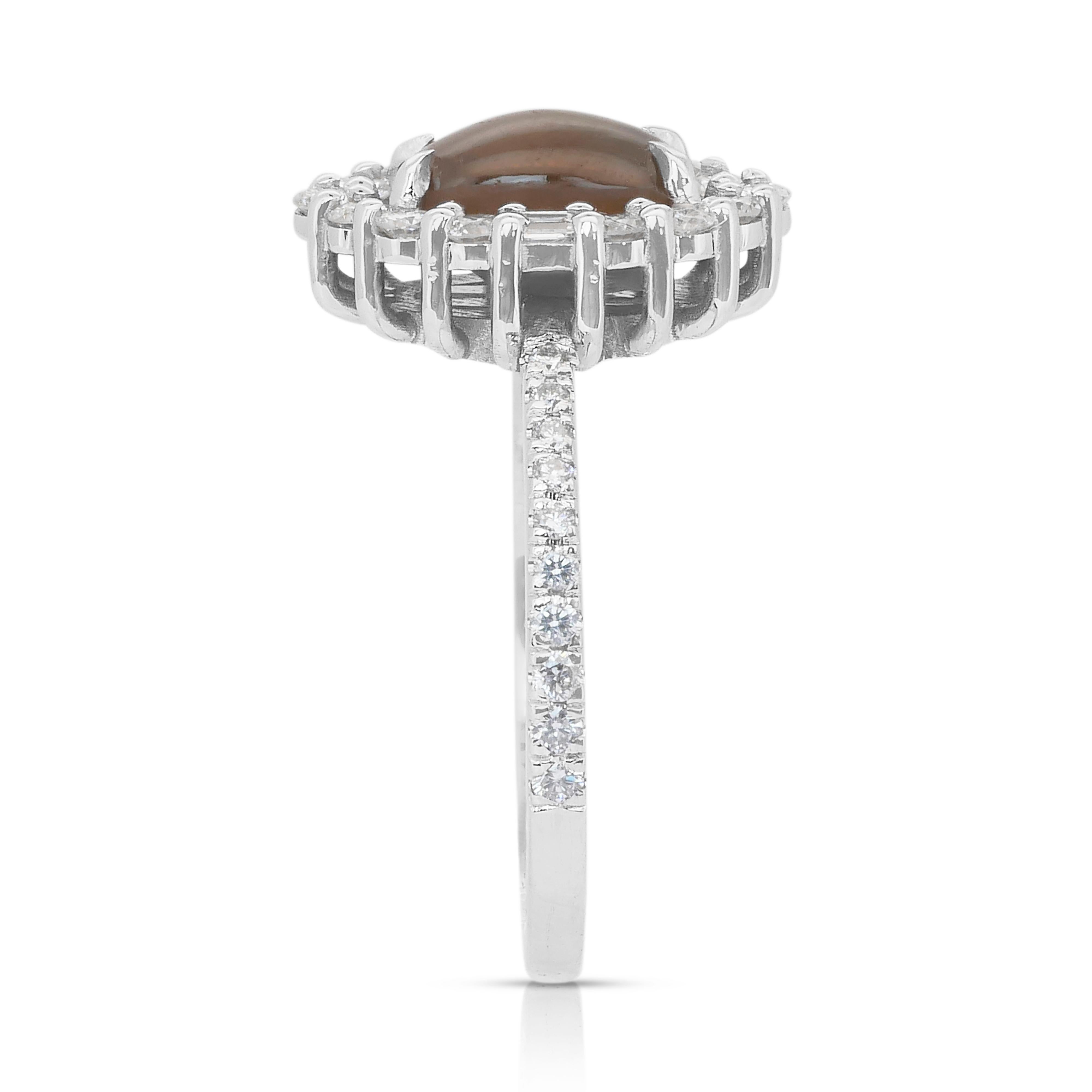 Sophisticated 2.77ct Cat's-Eye Chrysoberyl and Diamonds Cluster Ring For Sale 1