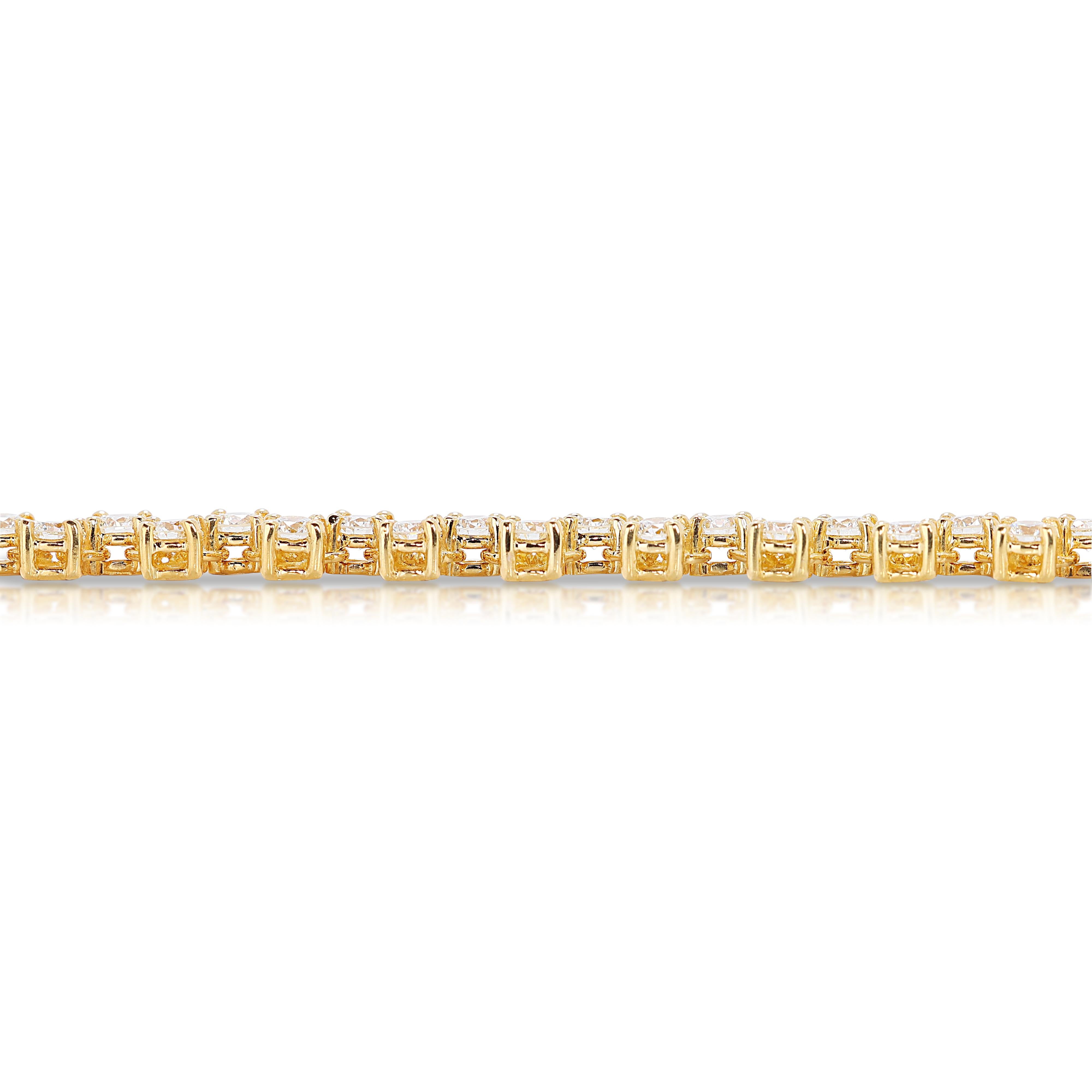 Raffiniertes Armband aus 18 Karat Gelbgold mit 4,32 Karat Diamanten im Zustand „Hervorragend“ in רמת גן, IL