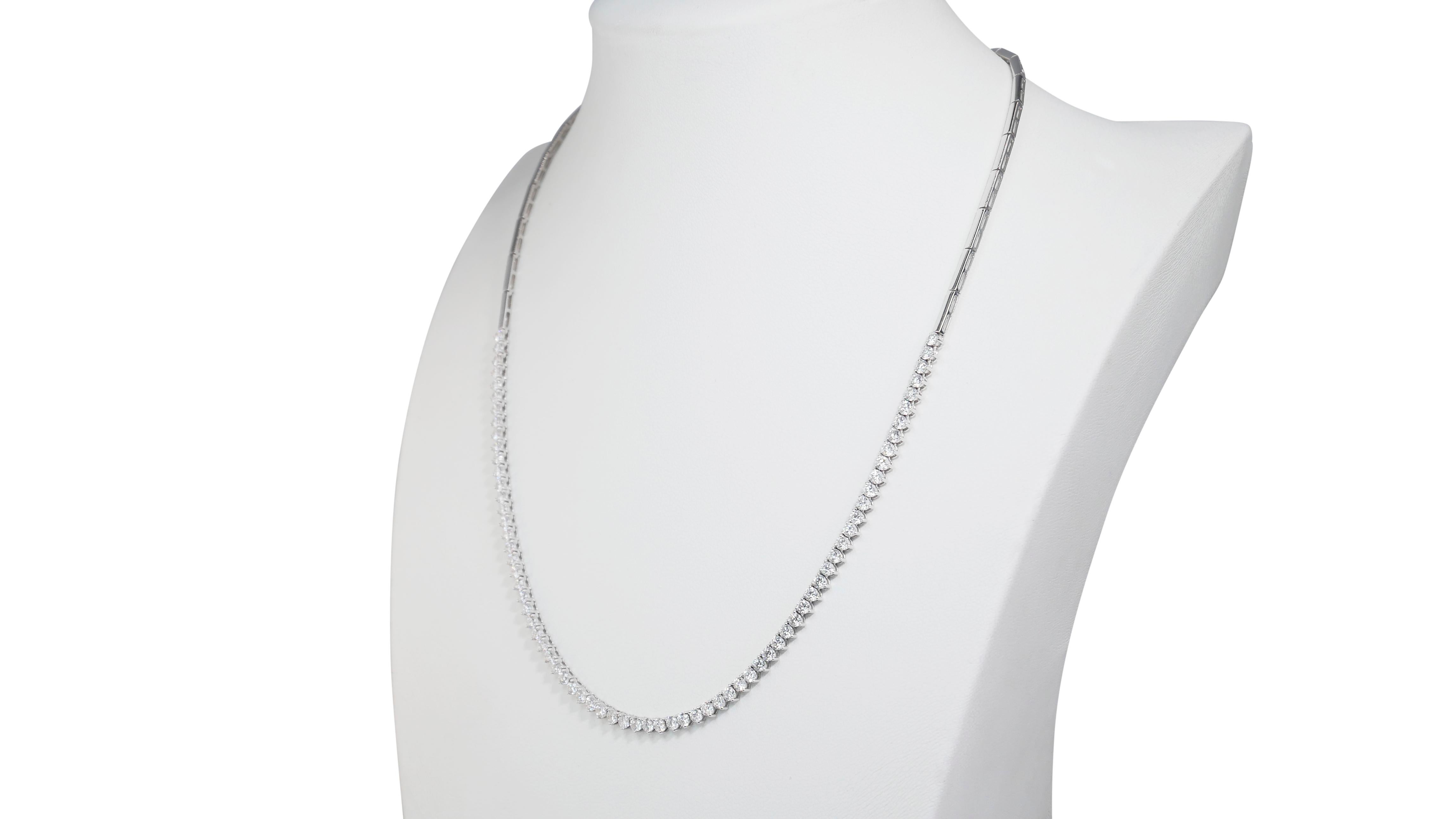 Sophisticated 4.63ct Diamonds Chain Necklace in 18k White Gold - IGI Certified For Sale 2