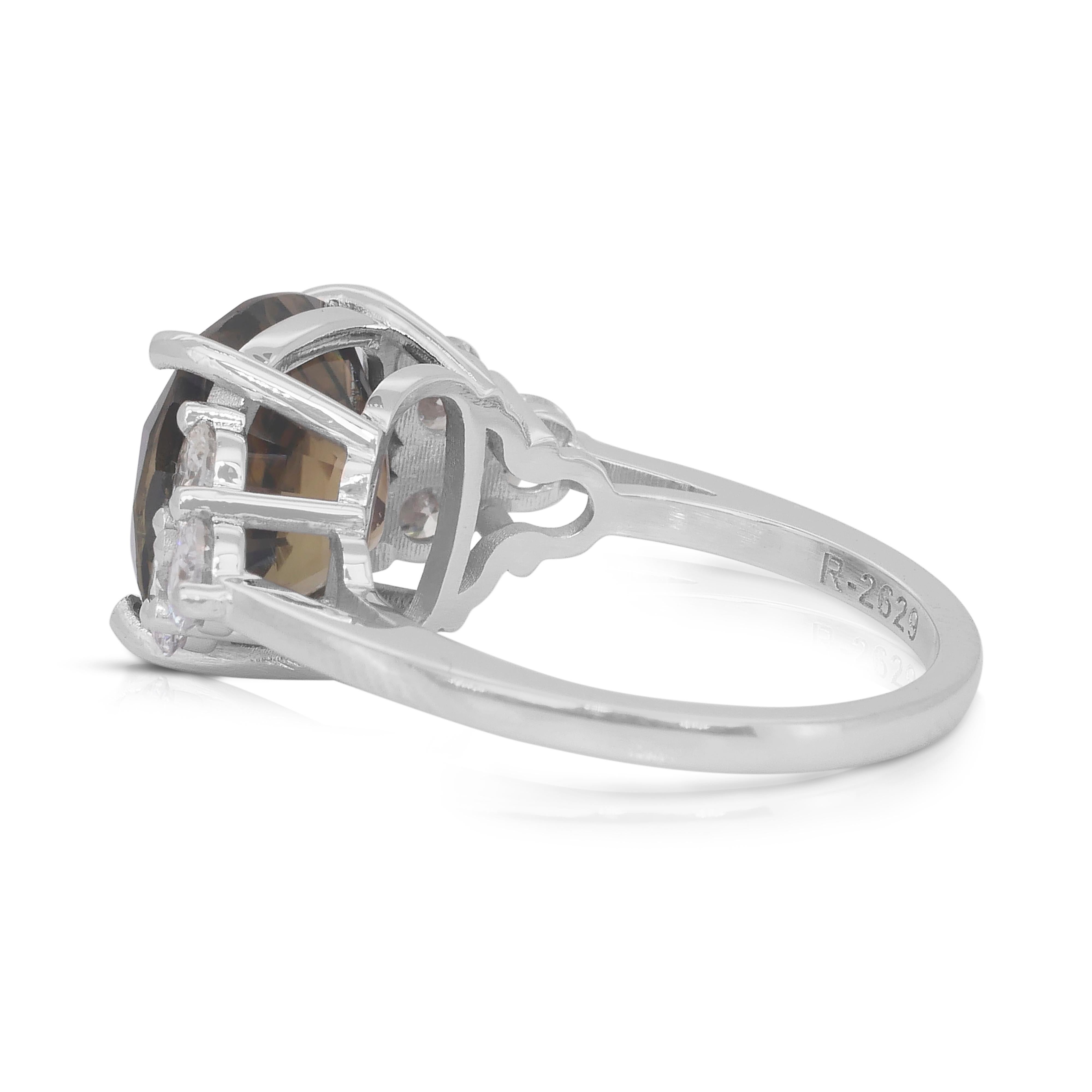 Sophisticated 7.14ct Chrysoberyl and Diamonds in 14k White Gold - GIA Certified In New Condition For Sale In רמת גן, IL