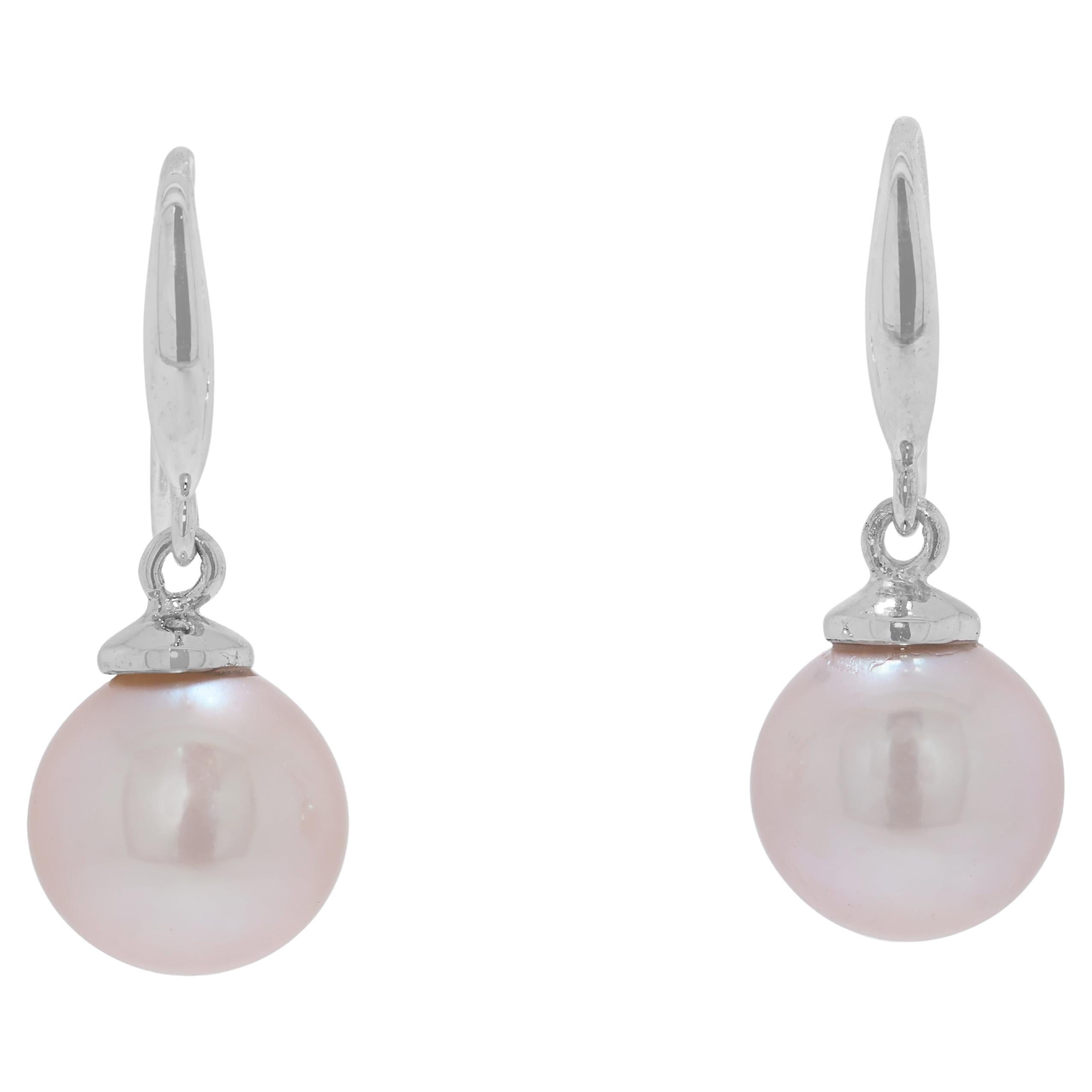 Sofisticati orecchini pendenti con perle Akoya in oro bianco 18 carati in vendita 1