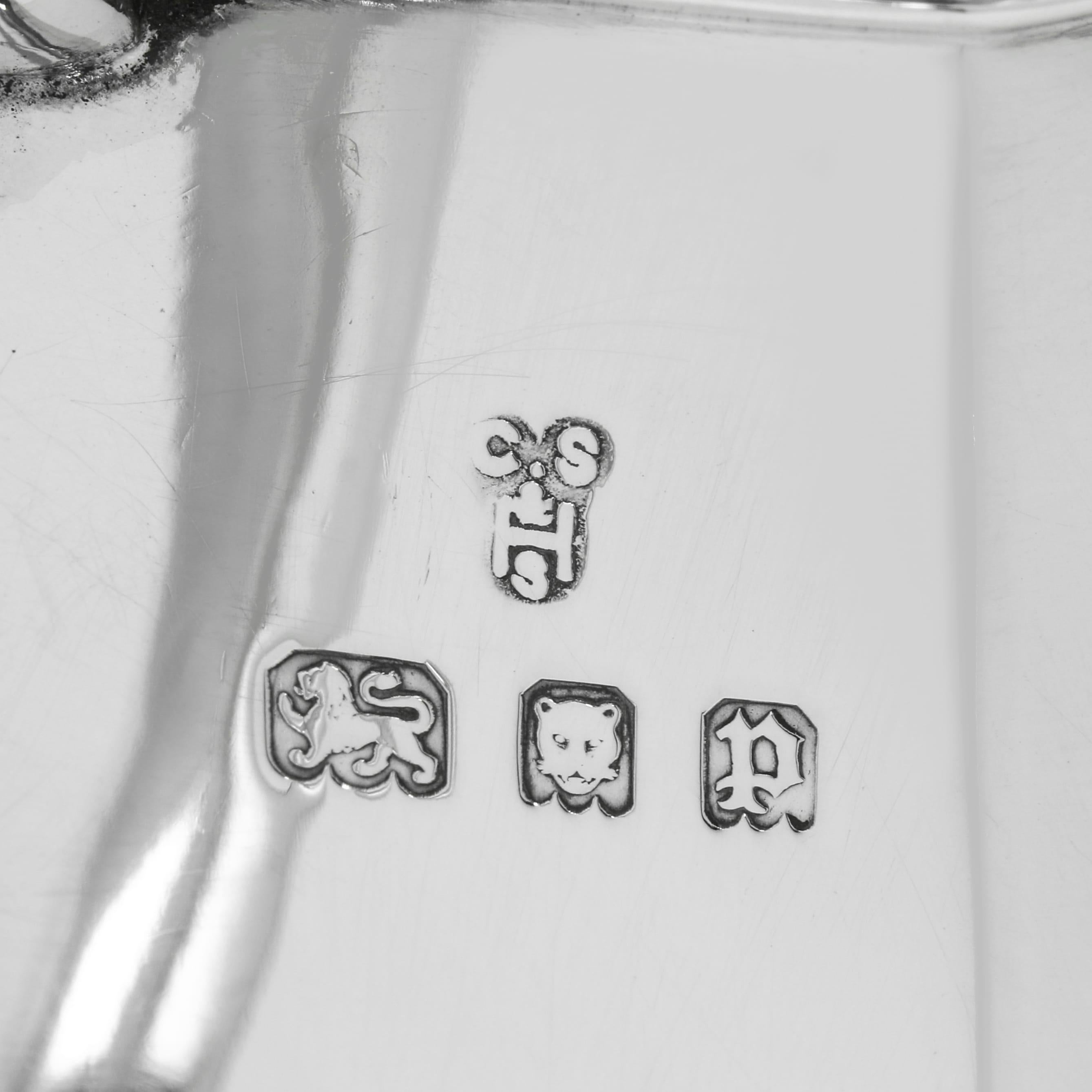 Sophisticated Art Deco Sterling Silver Tea Set by C.S. Harris, 1930 For Sale 2