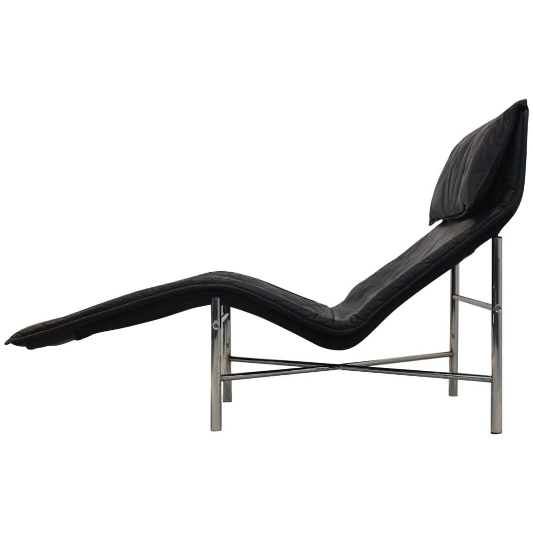 Sophisticated Black Leather ‘Skye’ Chaise Longue by Tord Björklund, Sweden 1970s