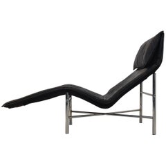 Vintage Sophisticated Black Leather ‘Skye’ Chaise Longue by Tord Björklund, Sweden 1970s