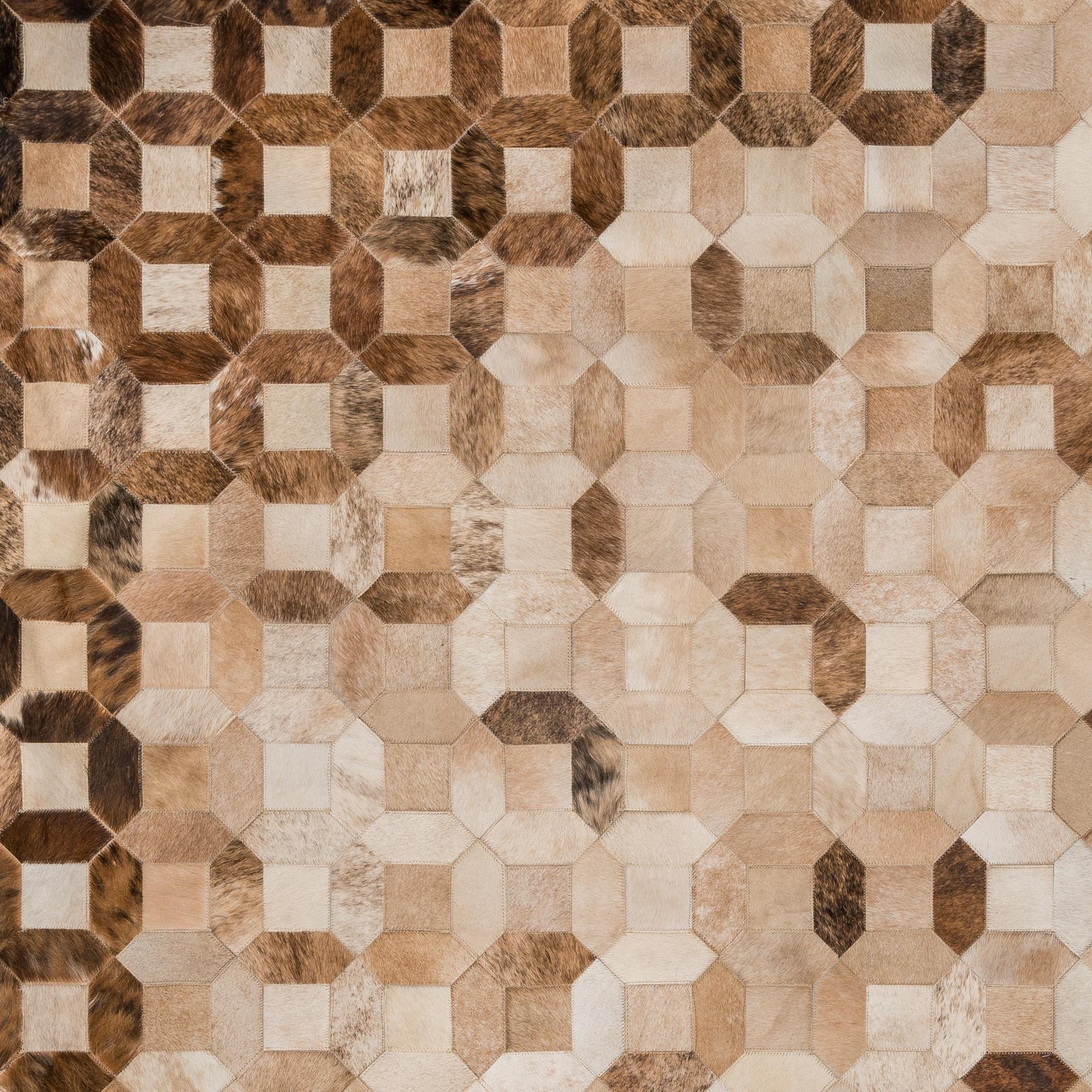 Contemporary Natural Caramel Color Graphic Patterned Cowhide Area Floor Rug Small For Sale