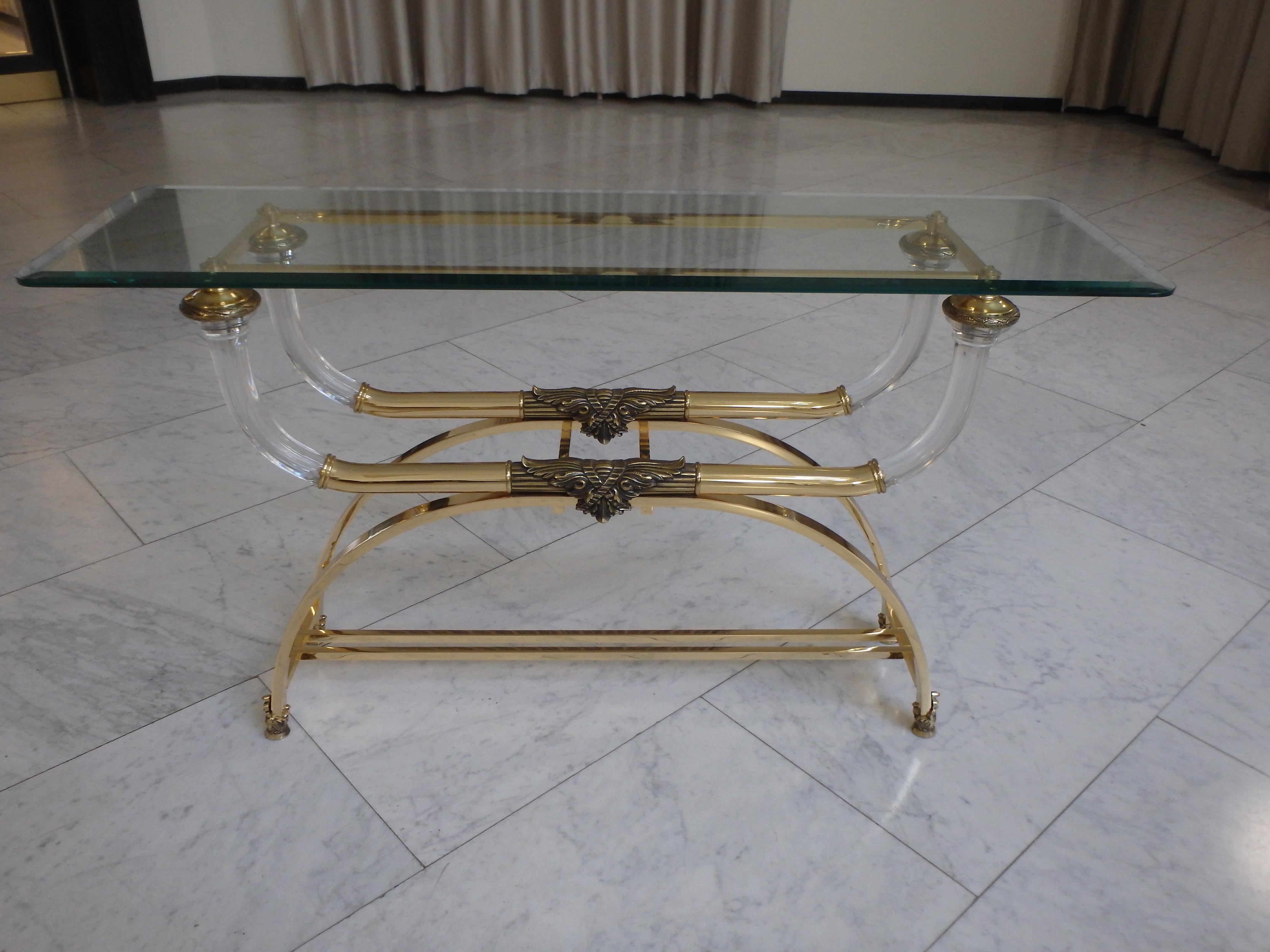 Sophisticated console brass and plexiglass with cut glass top For Sale 7
