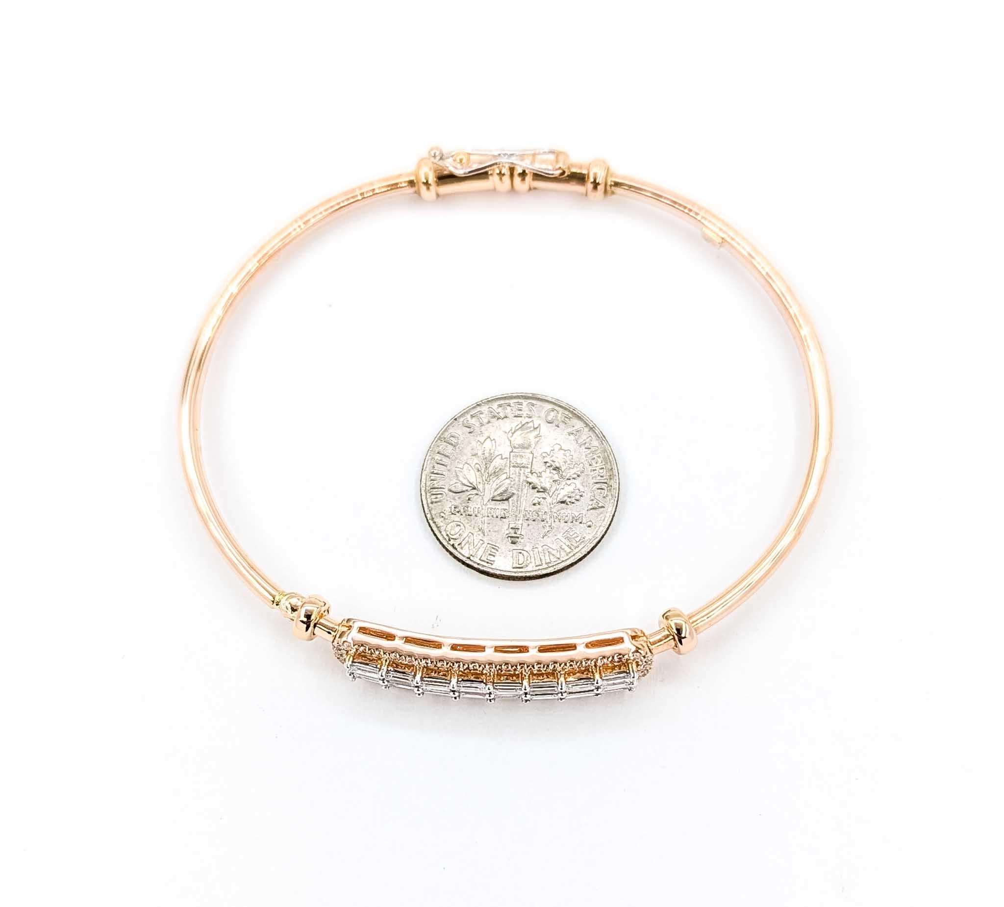 Bracelet sophistiqué en or rose 18k avec diamants en vente 6