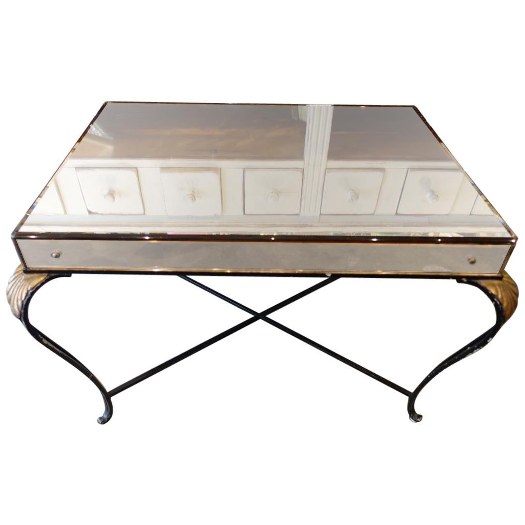 Sophisticated French 1940s Mirrored Table For Sale