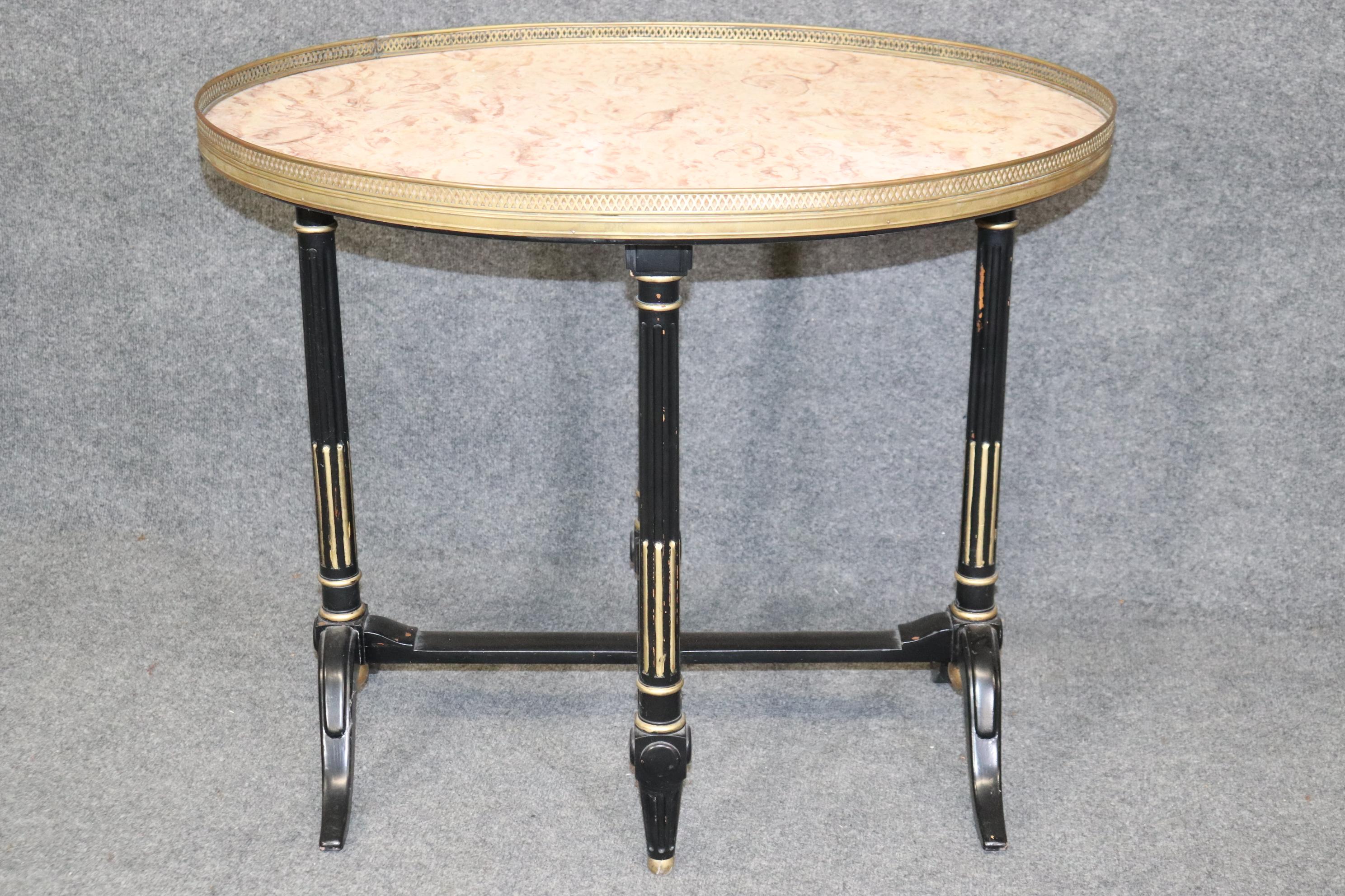 Sophisticated French Directoire Marble Top Brass Bound Ebonized Side End Table  For Sale 2