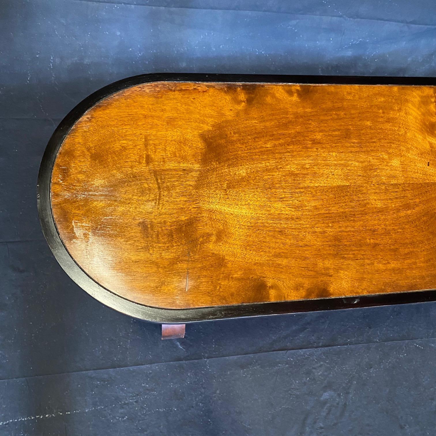   Console ou table de canapé sophistiquée de style néoclassique français avec incrustation en ébène en vente 6