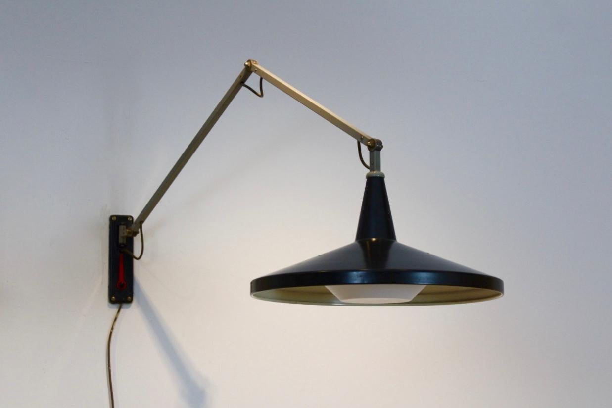 20th Century Sophisticated Gispen Panama Wall Lamp No.4050 by W. Rietveld and A.R. Cordemeyer