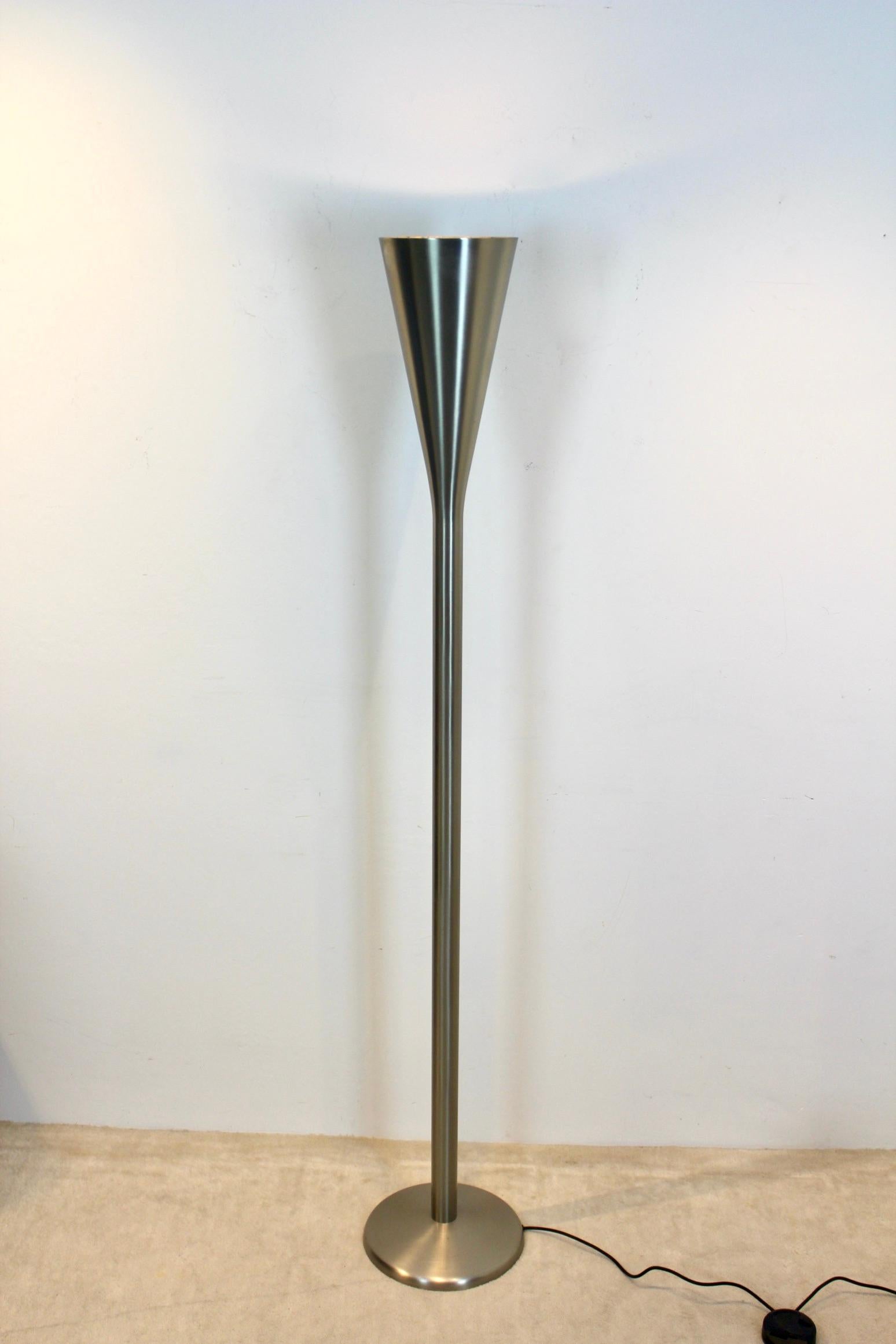 20th Century Sophisticated Luminator Floor Lamp by Pietro Chiesa for Fontana Arte
