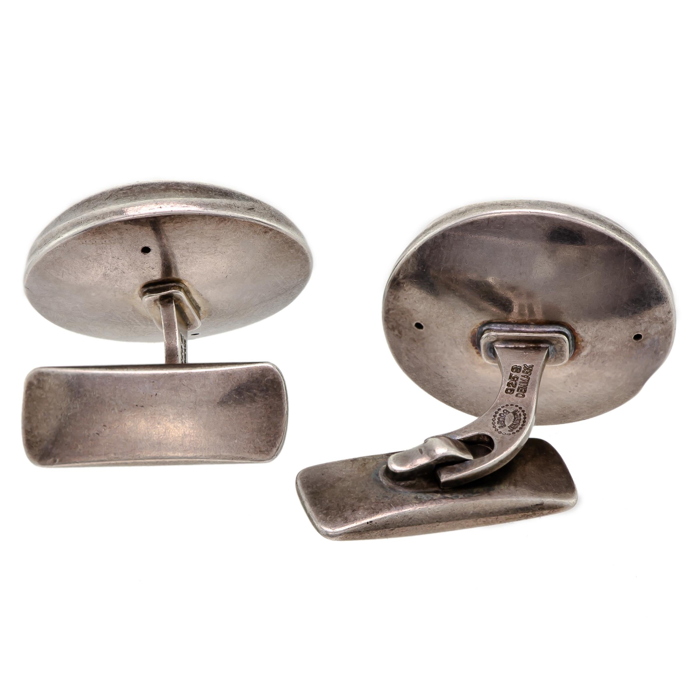 Sophisticated Mid-Century Georg Jensen Sterling Silver Denmark Space Age Cufflin In Good Condition For Sale In Wheaton, IL