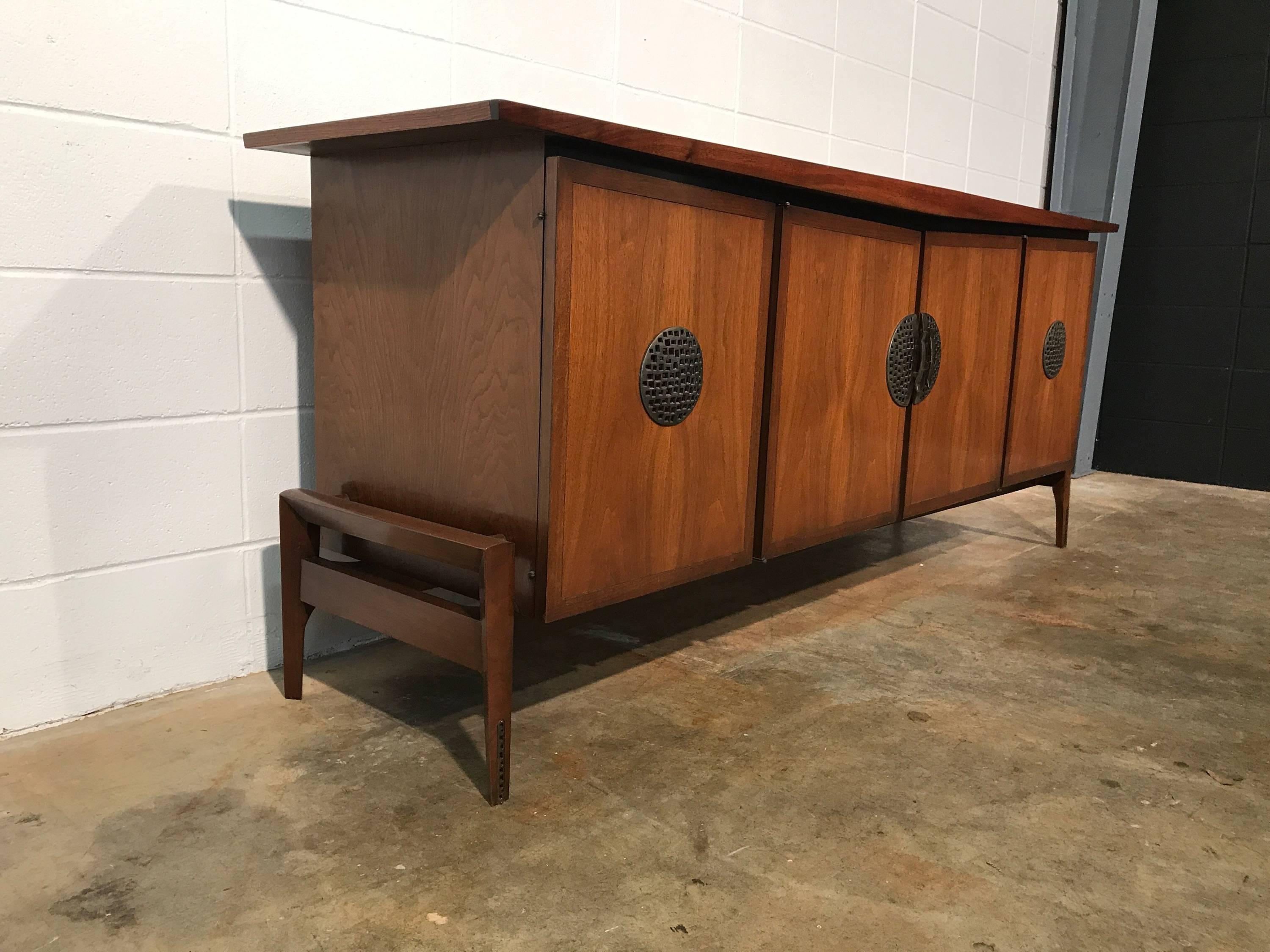 American Sophisticated Mid-Century Modern Credenza Asian Flair Hobey Helen Baker